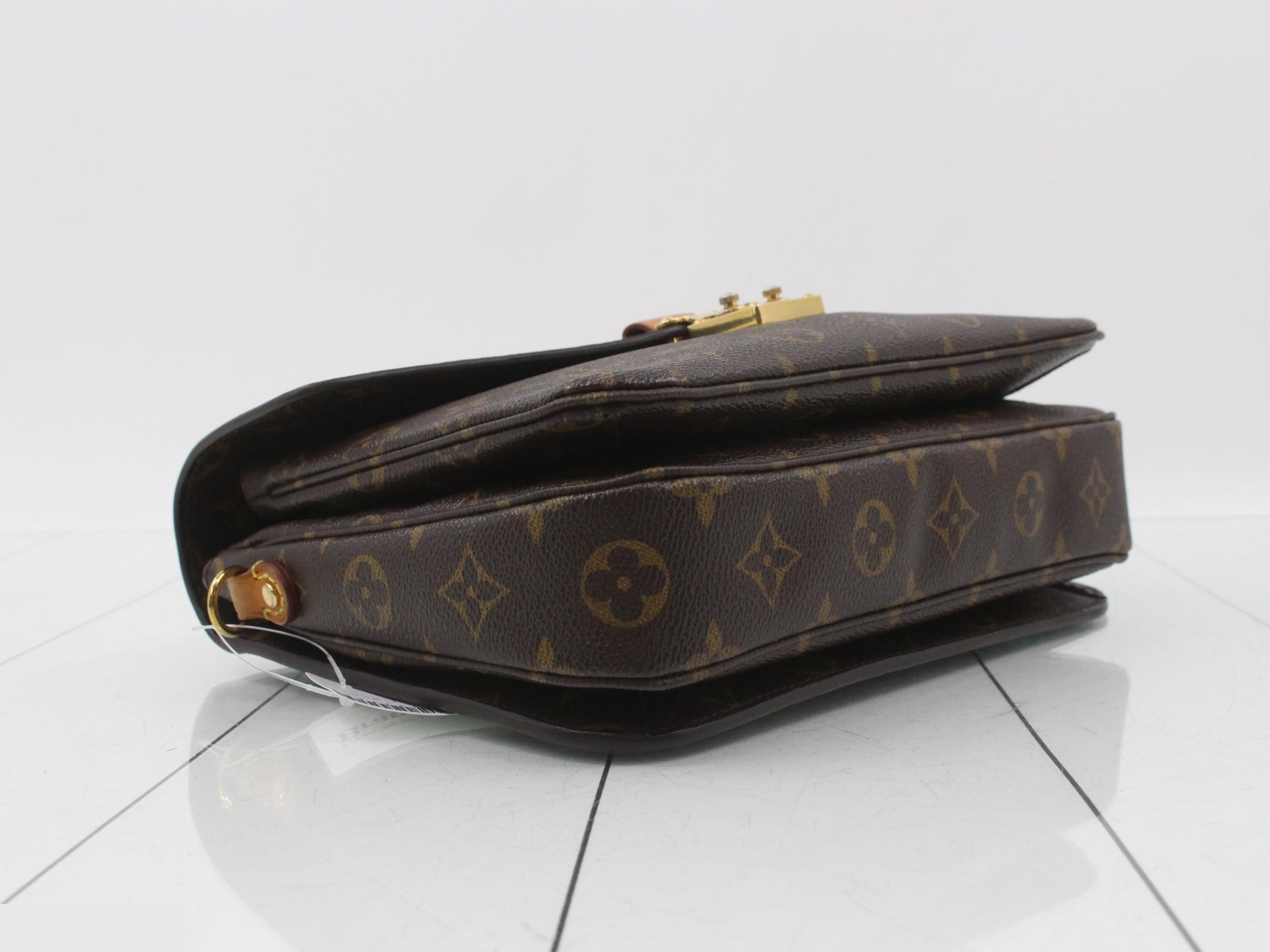 Monogram Pochette Metis MM 2-Way Handbag — view 5
