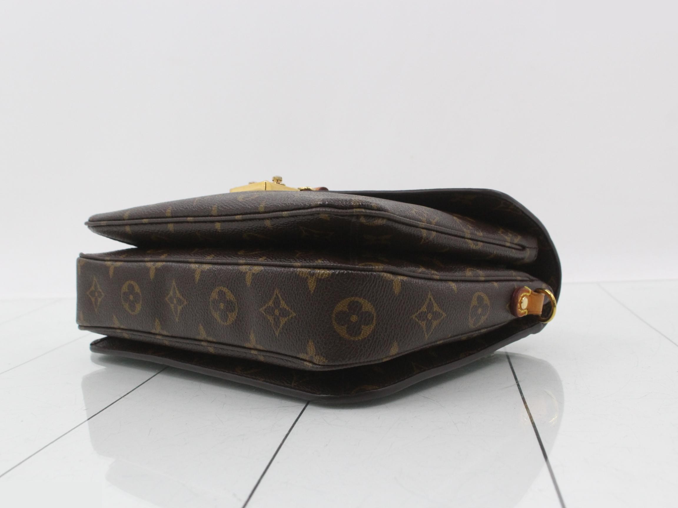 Monogram Pochette Metis MM 2-Way Handbag — view 6