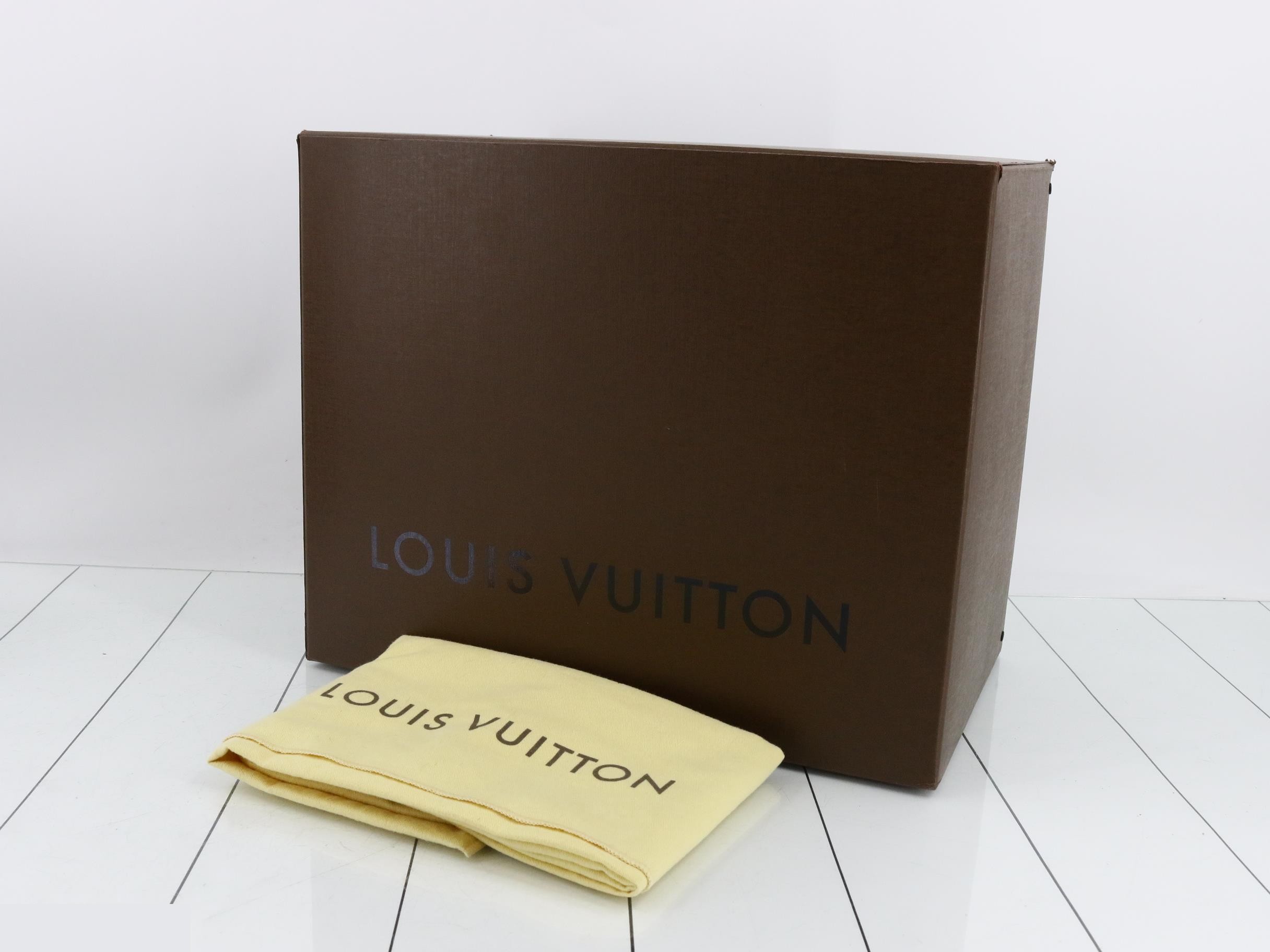 Berkeley LOUIS VUITTON — view 7