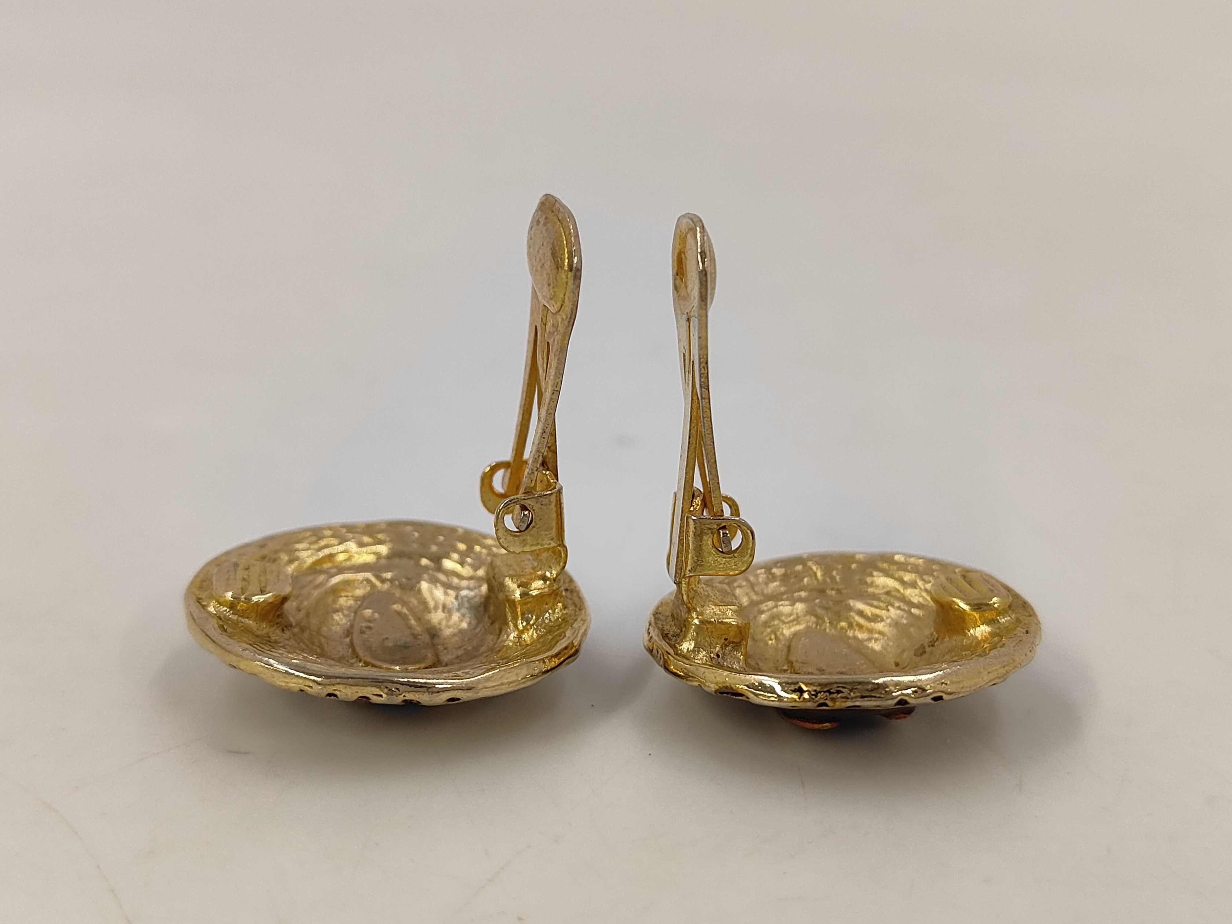 earrings — view 3