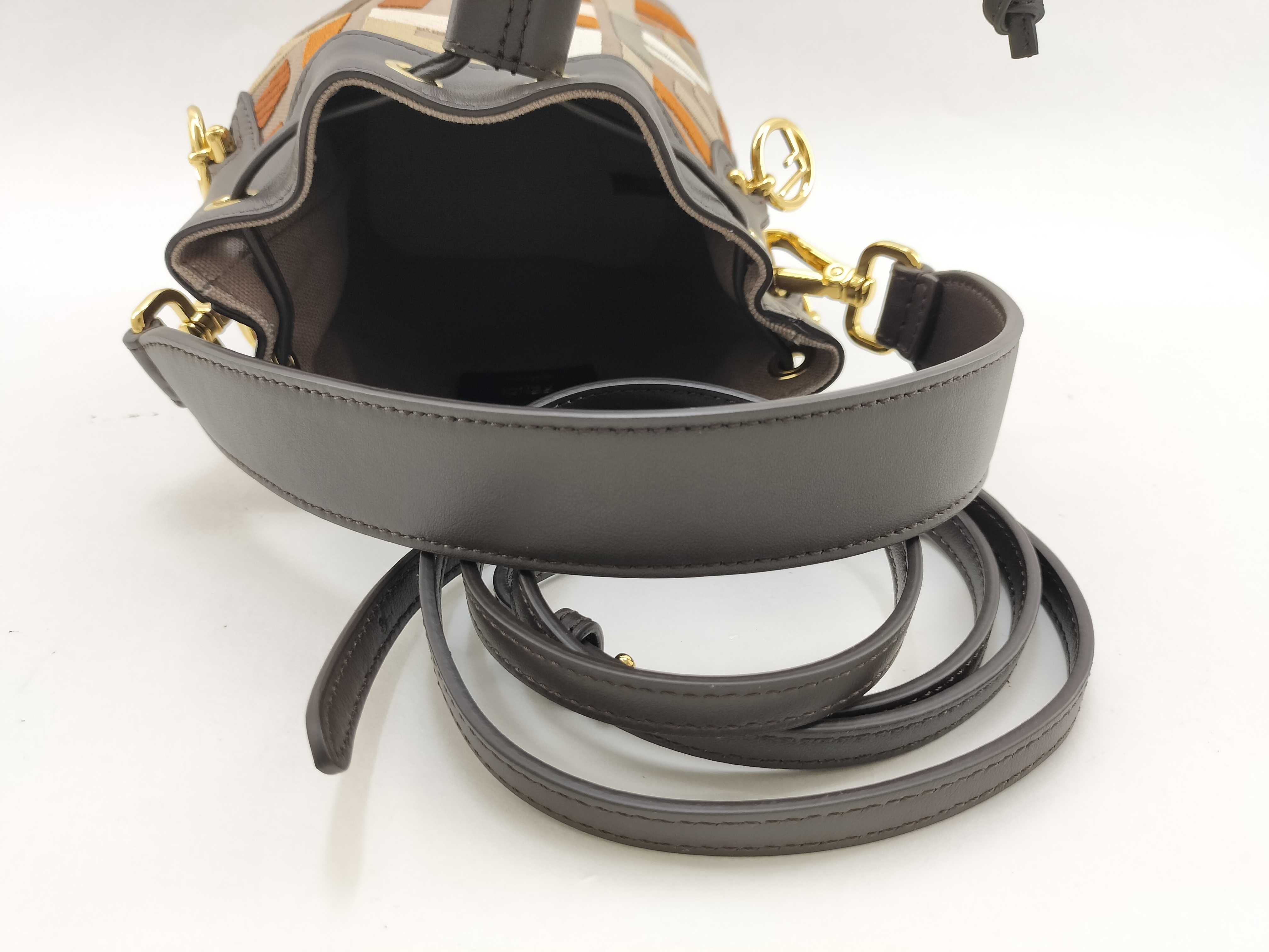 8BS010 Montresor Handbag — view 7
