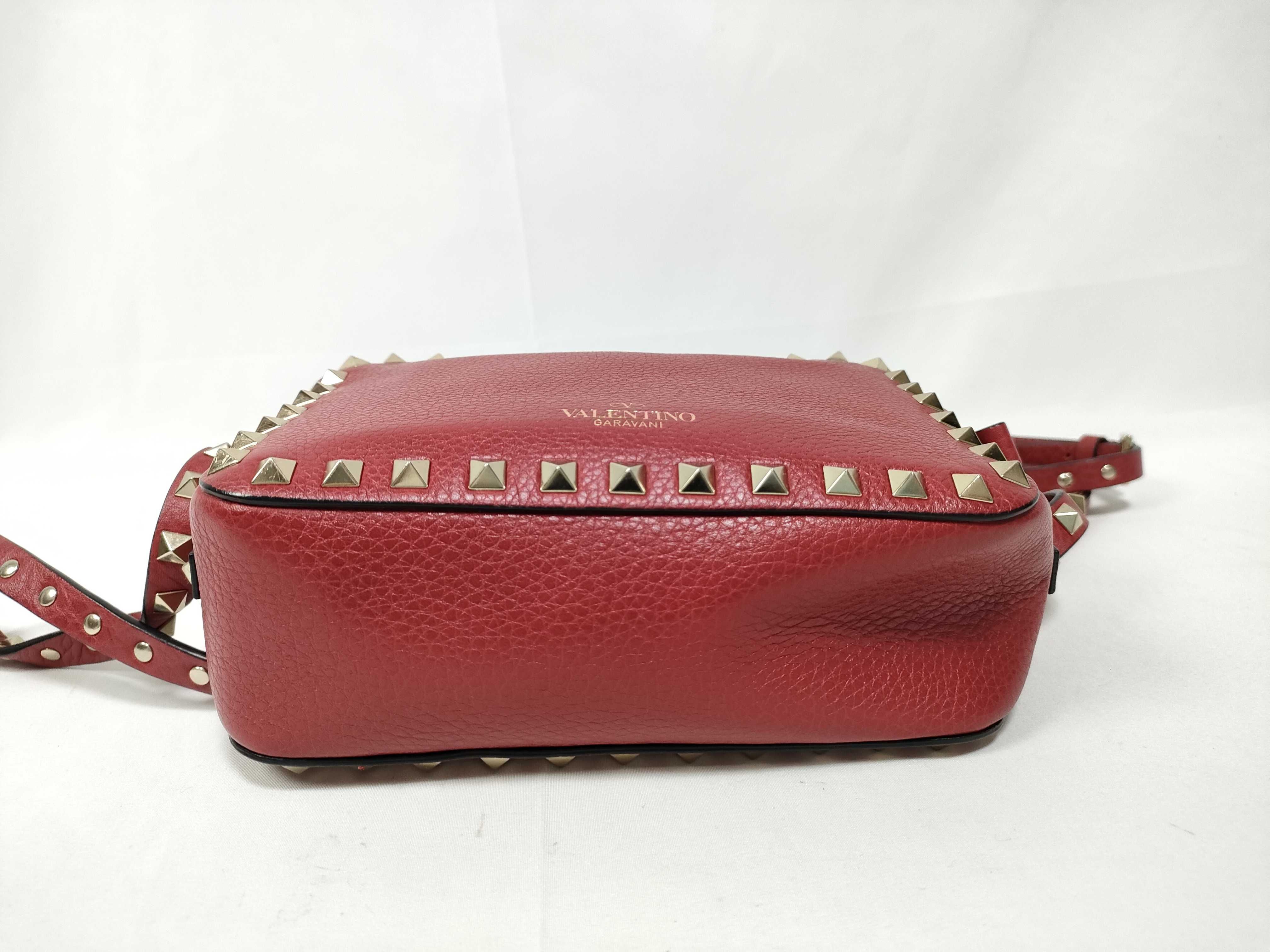 Rockstud Leather Small Crossbody Bag Red QW1B0809 Shoulder Bag — view 3