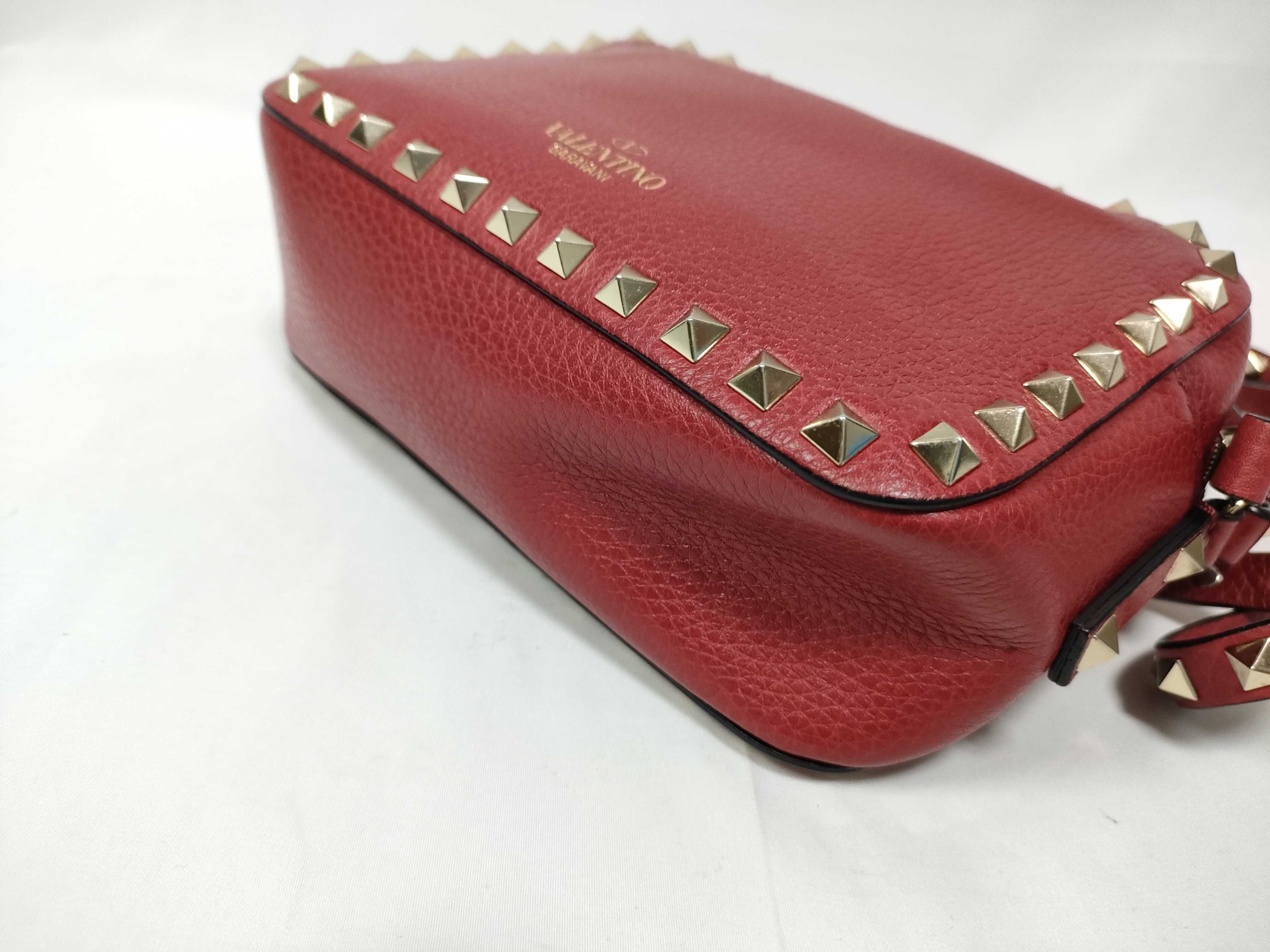 Rockstud Leather Small Crossbody Bag Red QW1B0809 Shoulder Bag — view 5