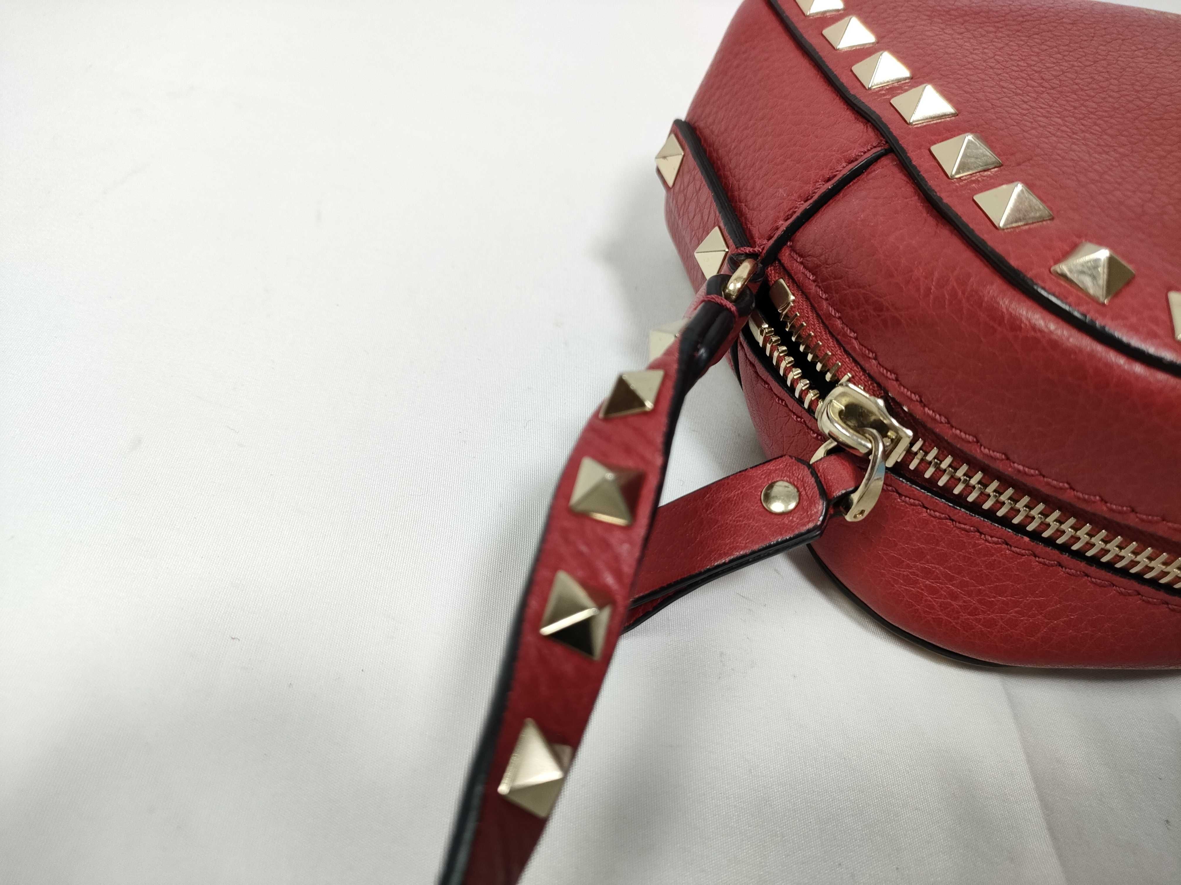 Rockstud Leather Small Crossbody Bag Red QW1B0809 Shoulder Bag — view 9