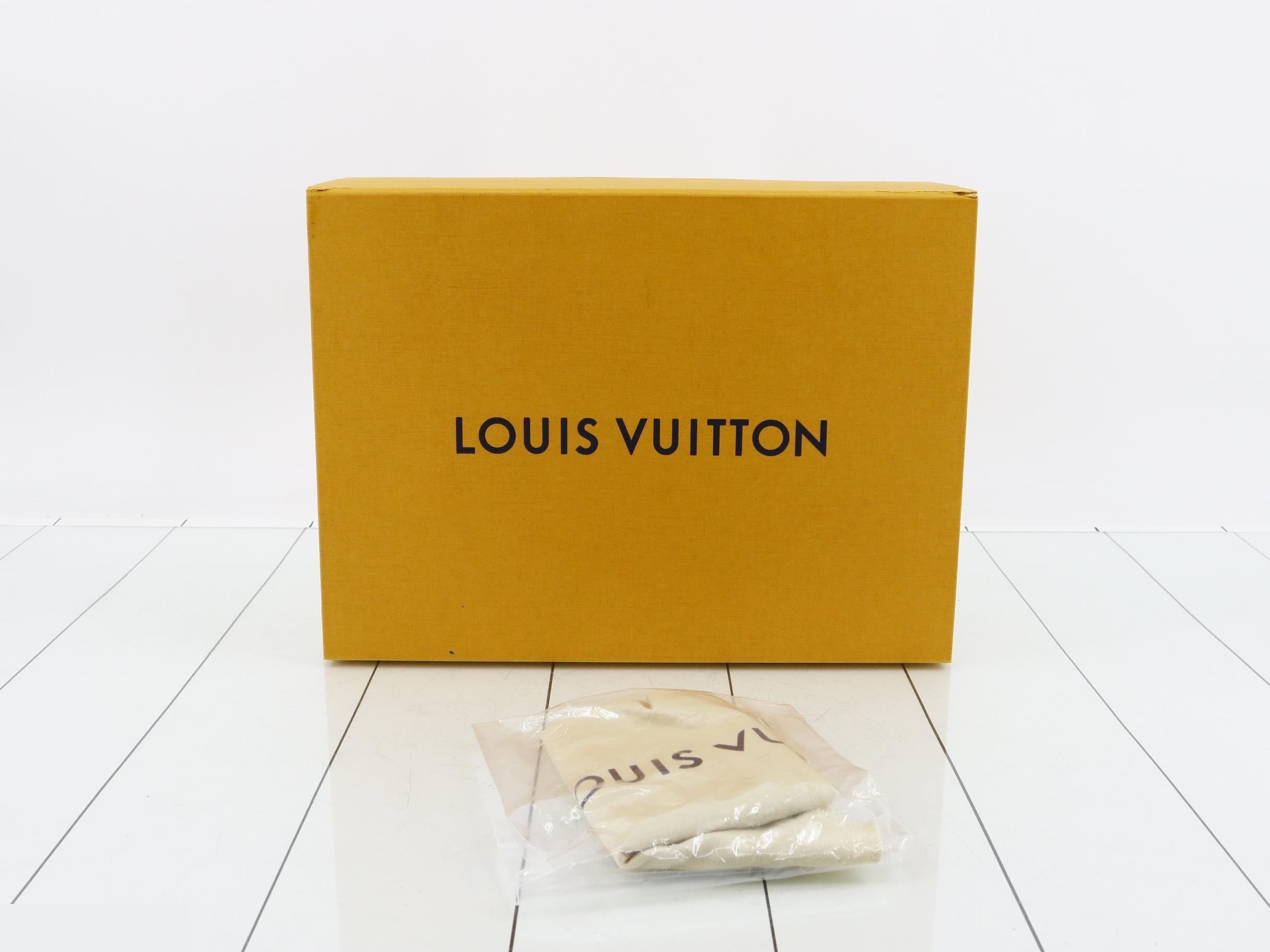 Dauphine Bum Bag — view 7