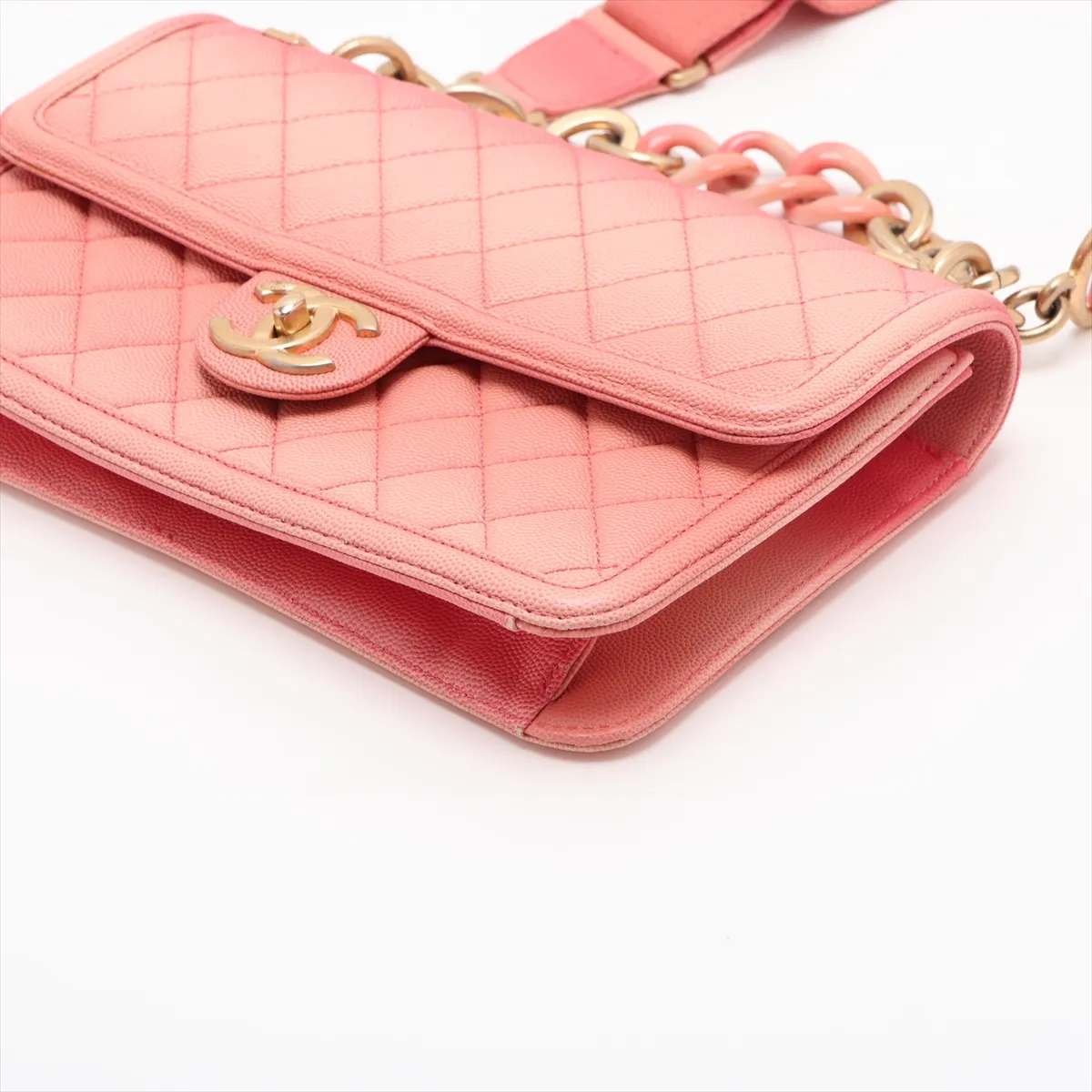 Matelassé Caviar Skin 2-Way Shoulder Bag, Red x Beige, Gold Hardware, 27541158, Serial Number 27 — view 3