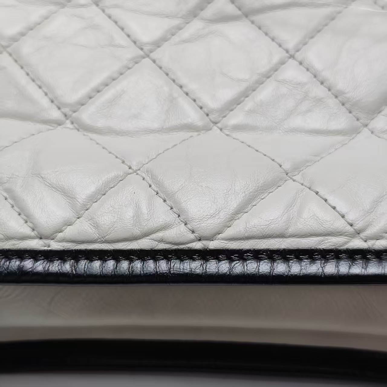 【*Shipped from: China*】CHANEL Gabrielle Leather Shoulder Bag 28337181 — view 12