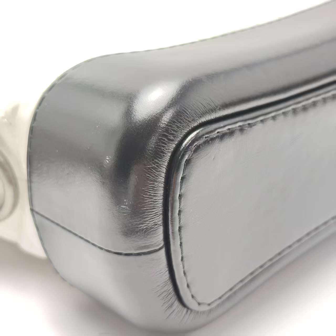 【*Shipped from: China*】CHANEL Gabrielle Leather Shoulder Bag 28337181 — view 5