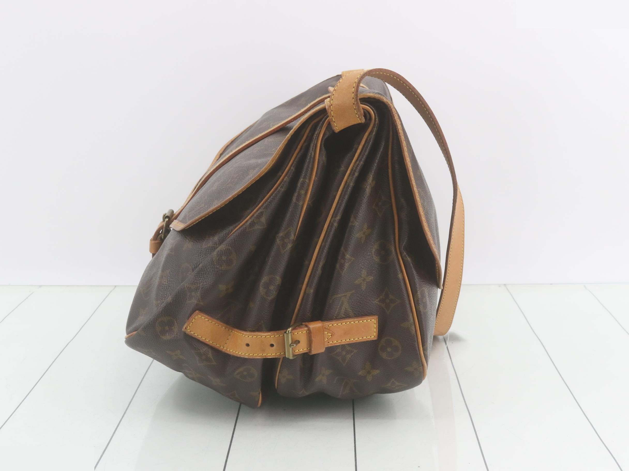 Monogram Saumur 35 Shoulder Bag M42254 — view 3