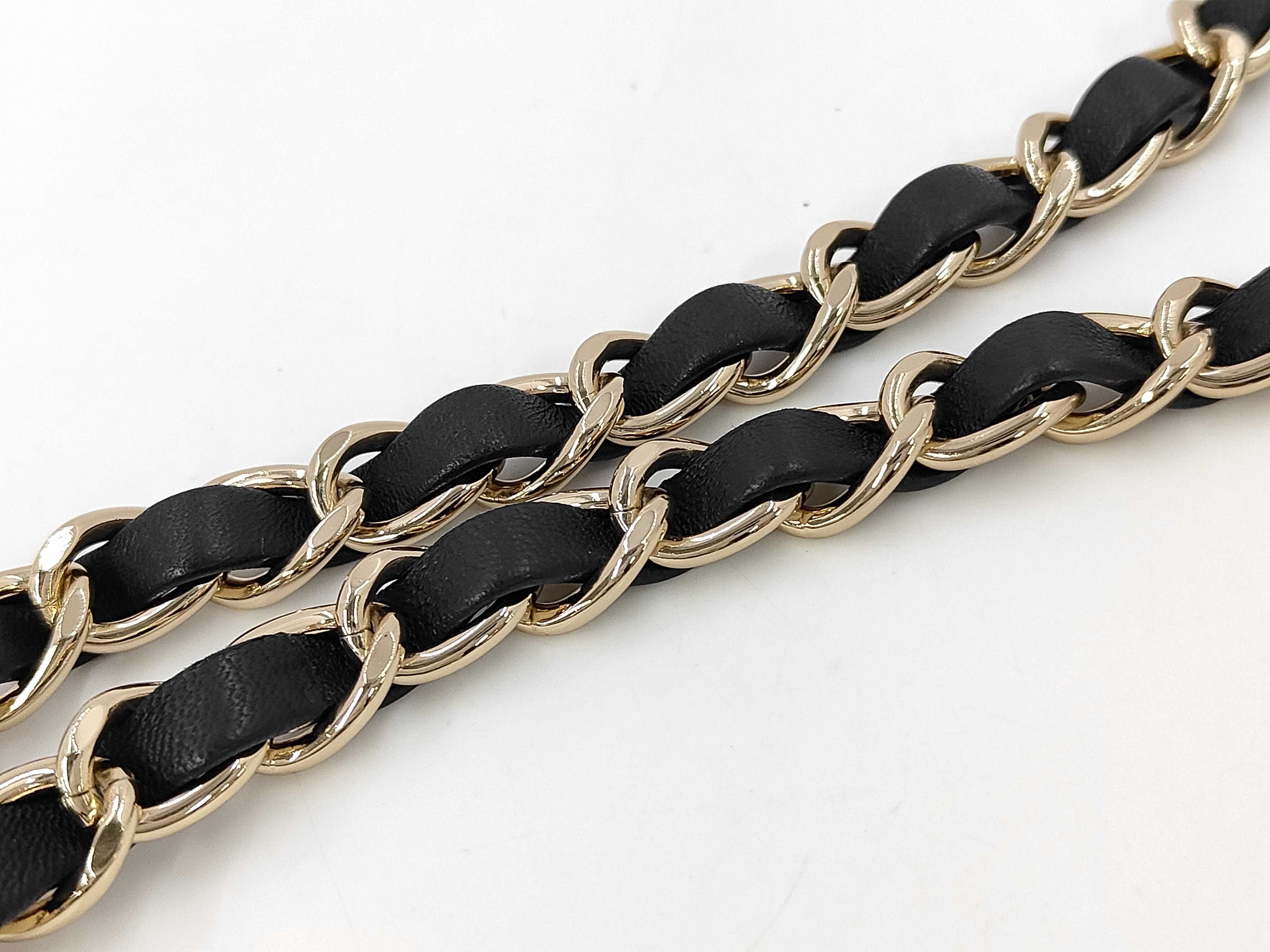 Chain Shoulder Bag — view 4