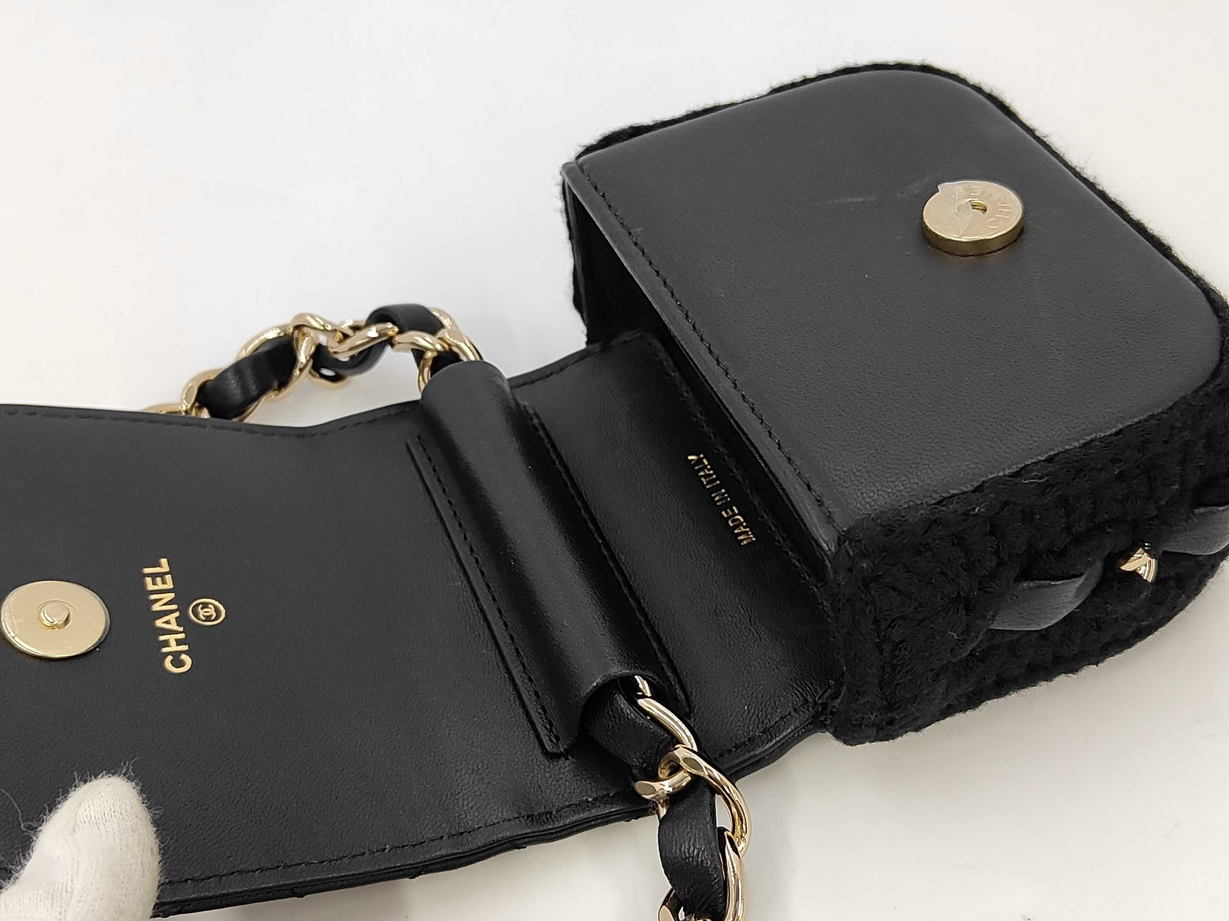 Chain Shoulder Bag — view 6