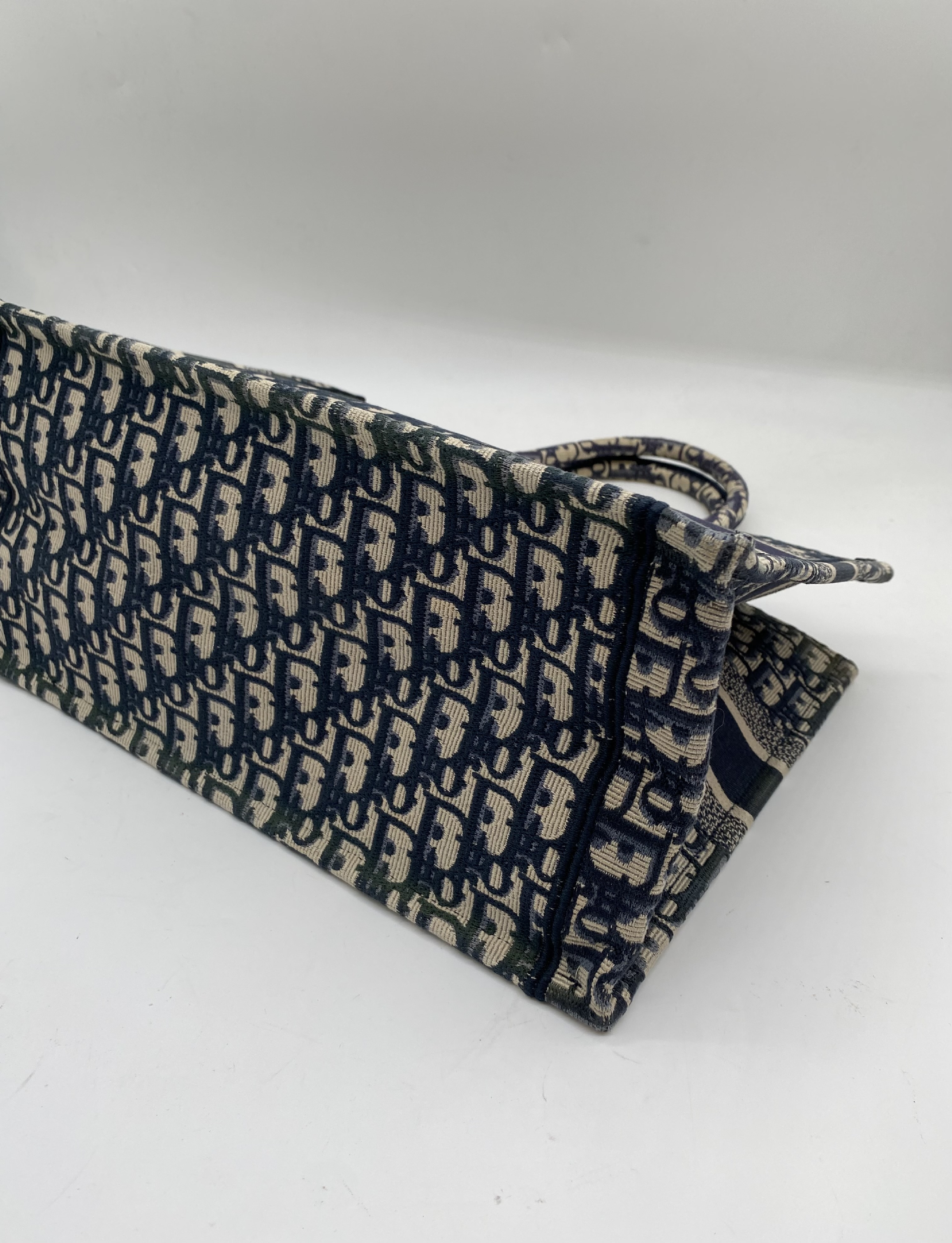 Book Tote Medium Tote Bag — view 4
