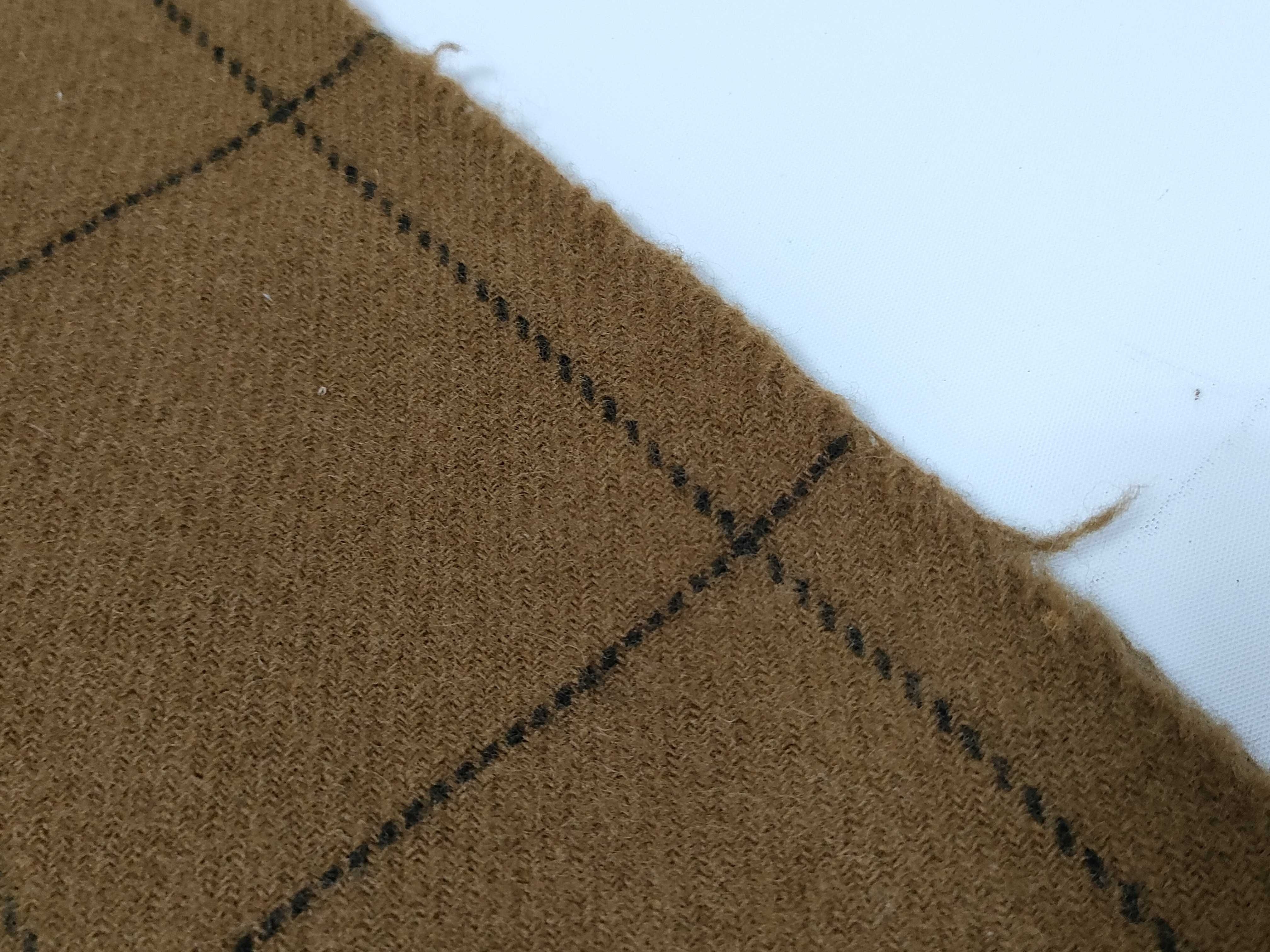 wool shawl/blanket in brown. Other accessories. — view 5