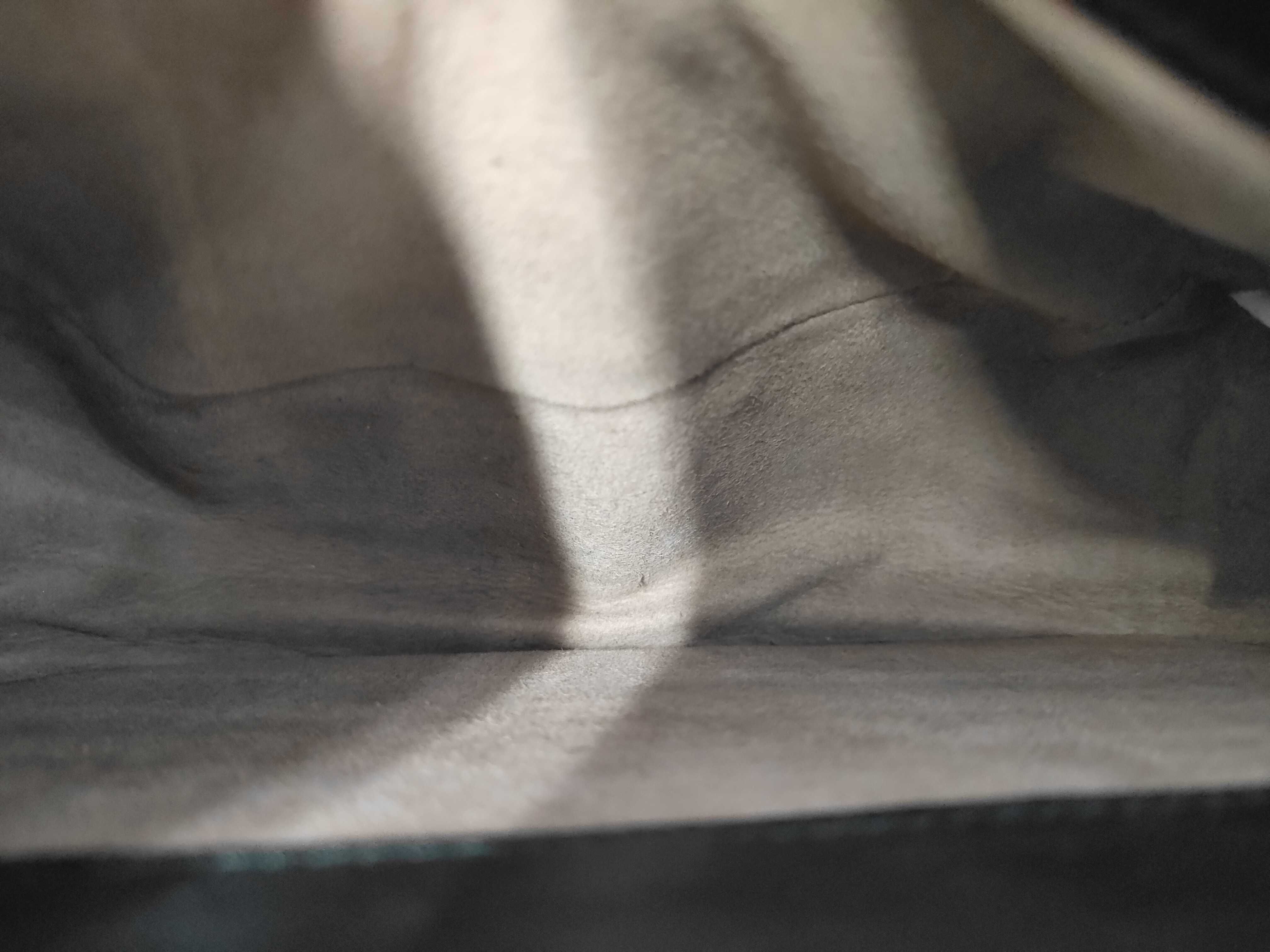Intrecciato BV Luna Shoulder Bag — view 8