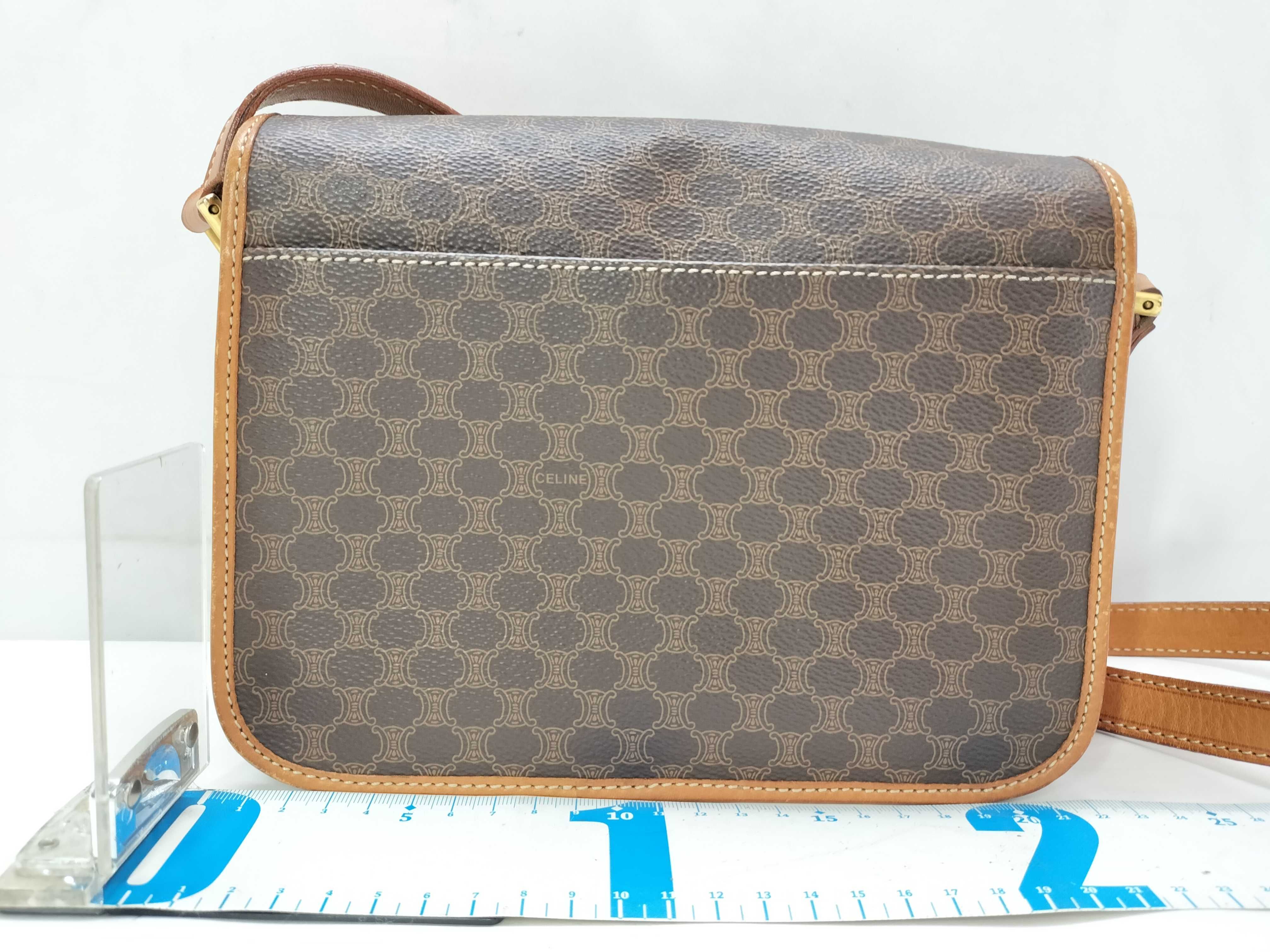 Macadam pattern circle logo flap M13 shoulder bag — view 2