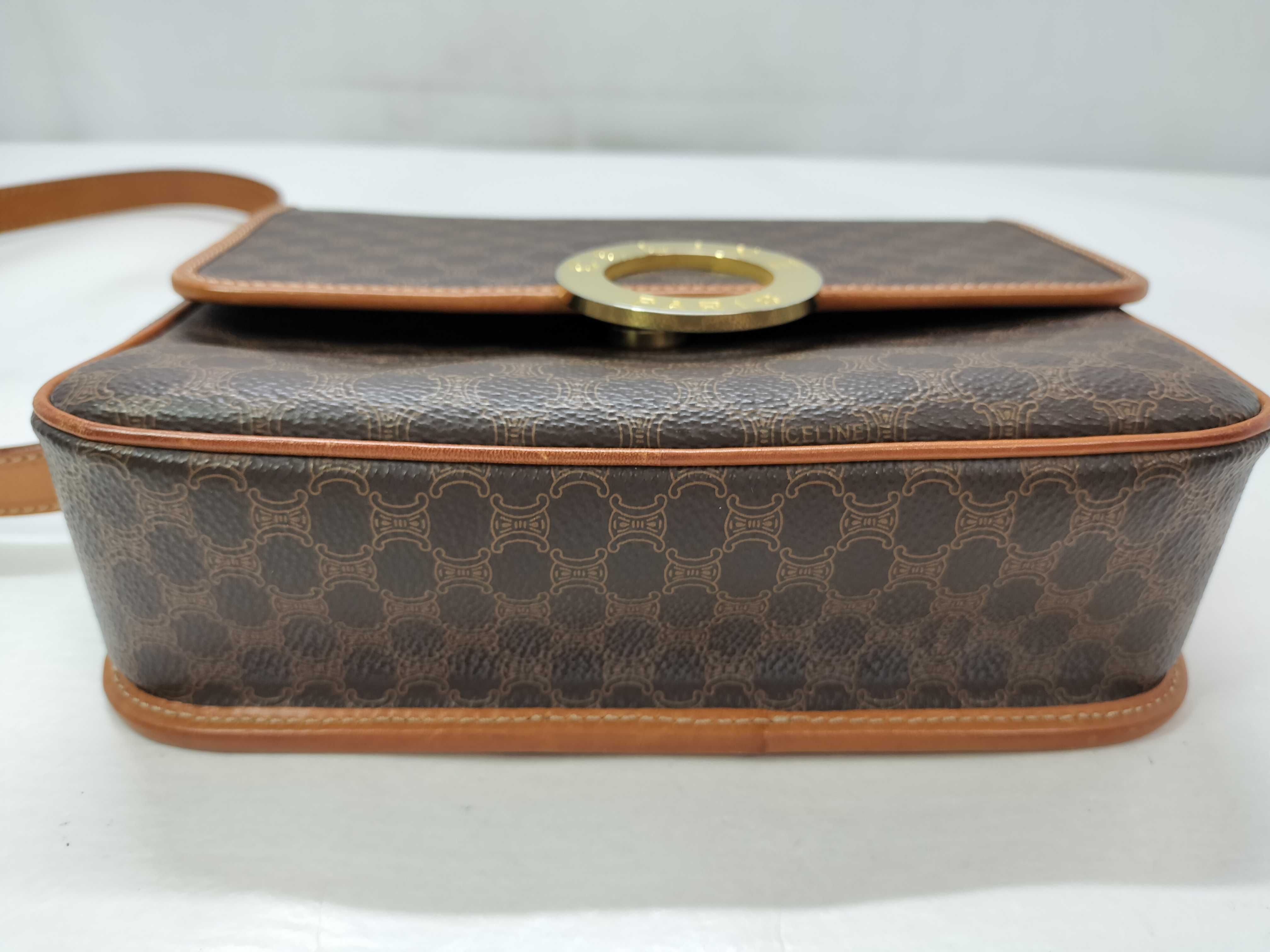 Macadam pattern circle logo flap M13 shoulder bag — view 14