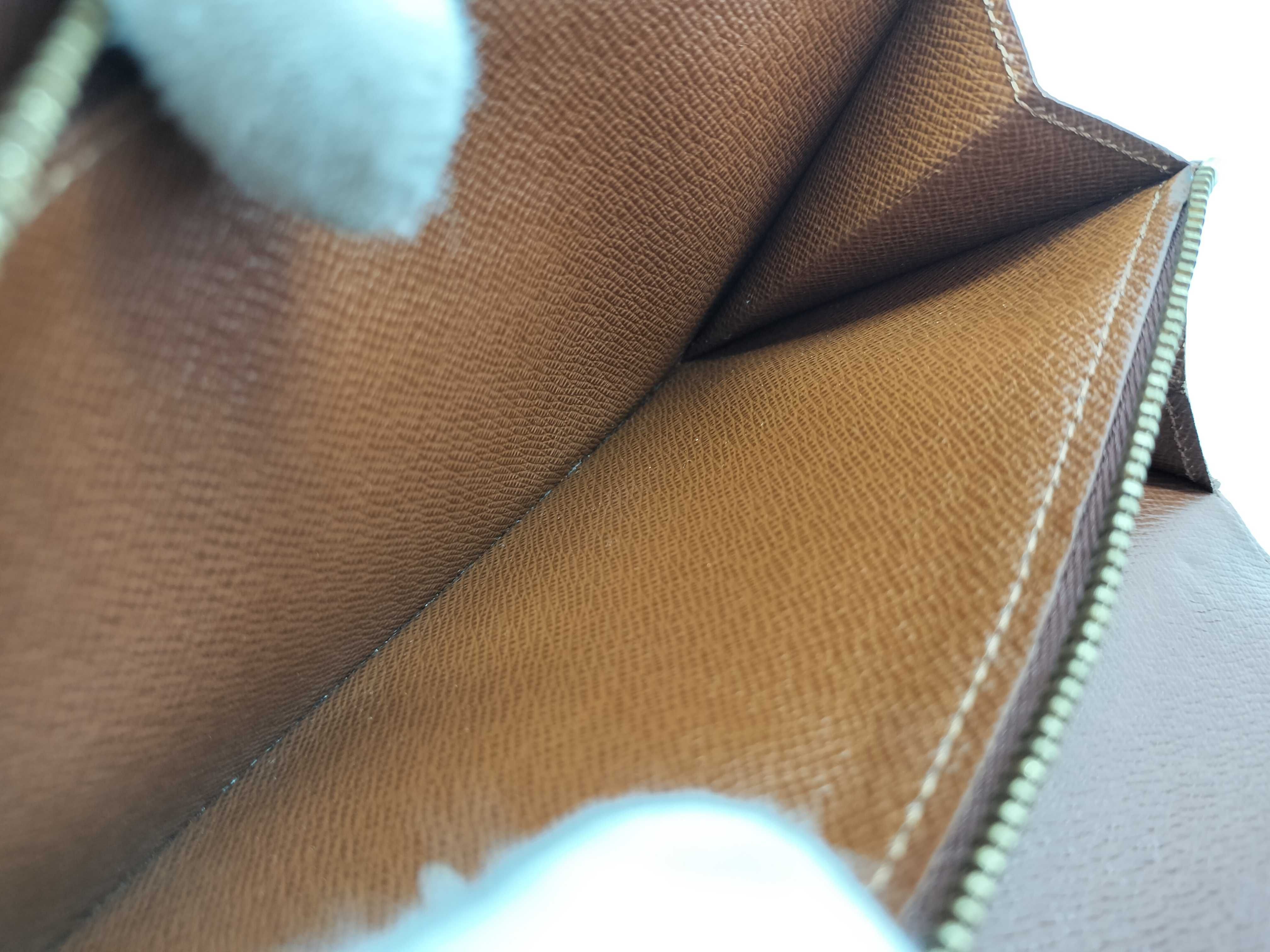 Monogram Portefeuille Sarah Wallet — view 10