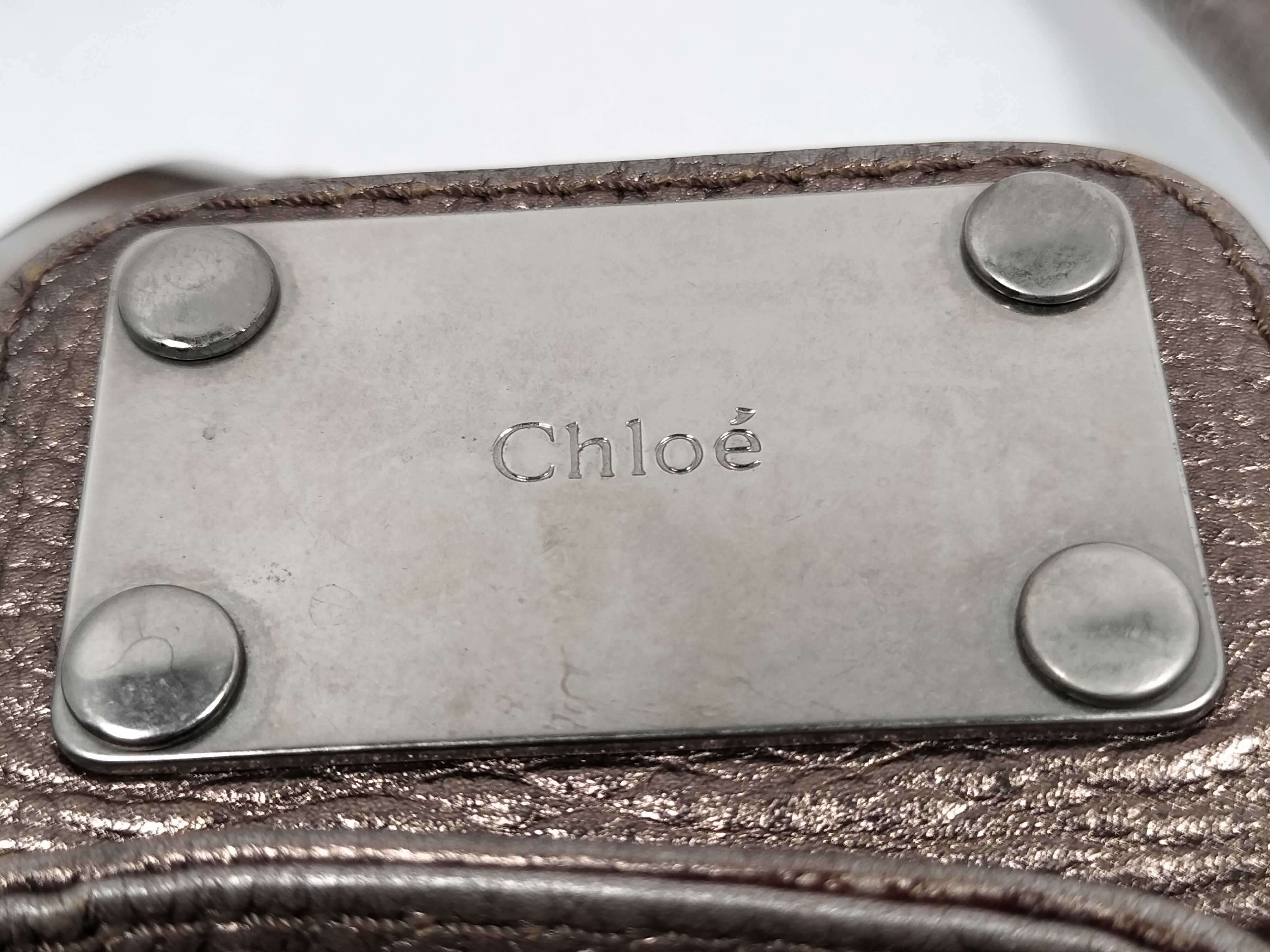 Paddington handbag, gold, includes padlock and key. — view 12