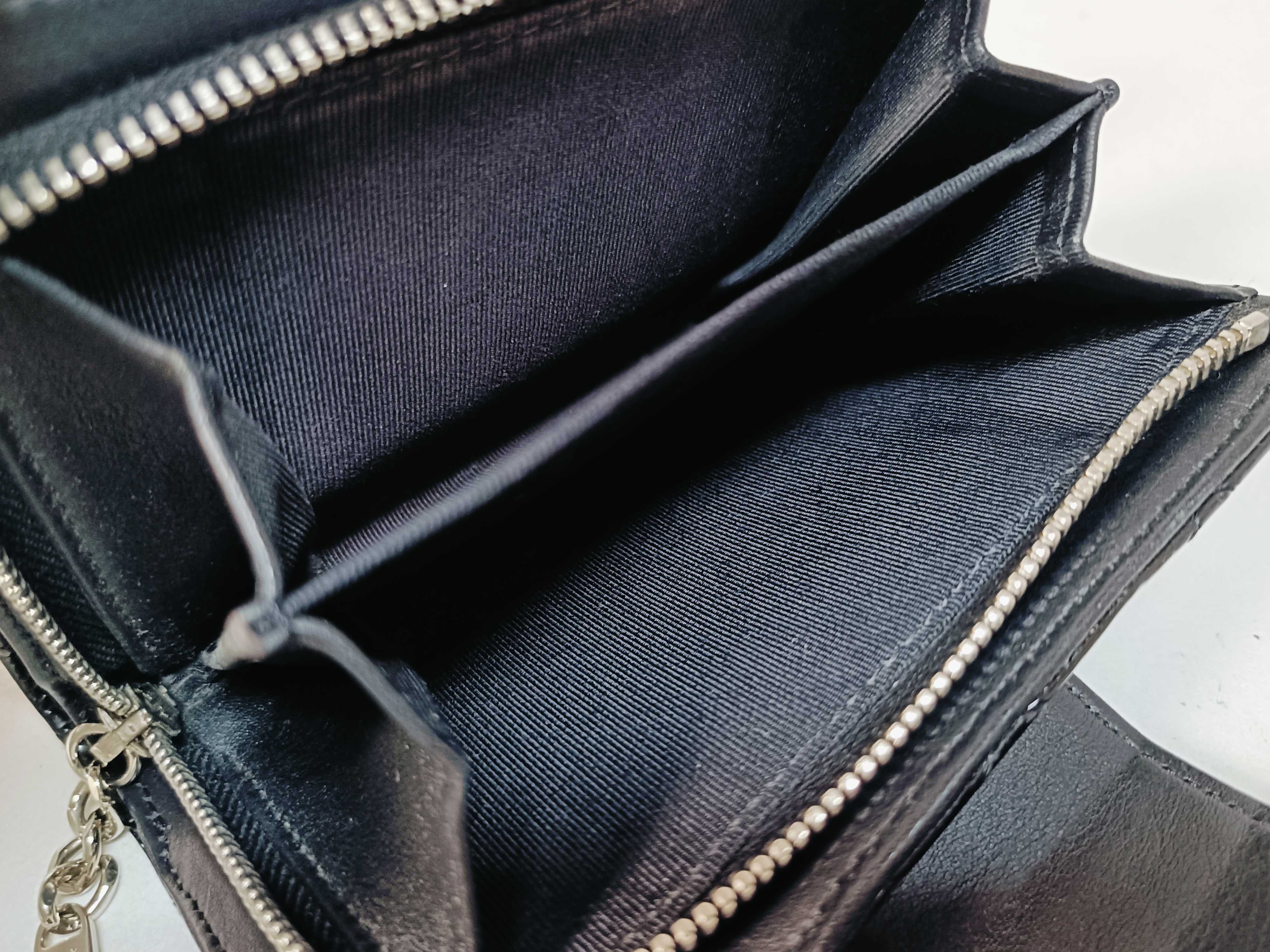Matelassé Patent Leather Wallet — view 11