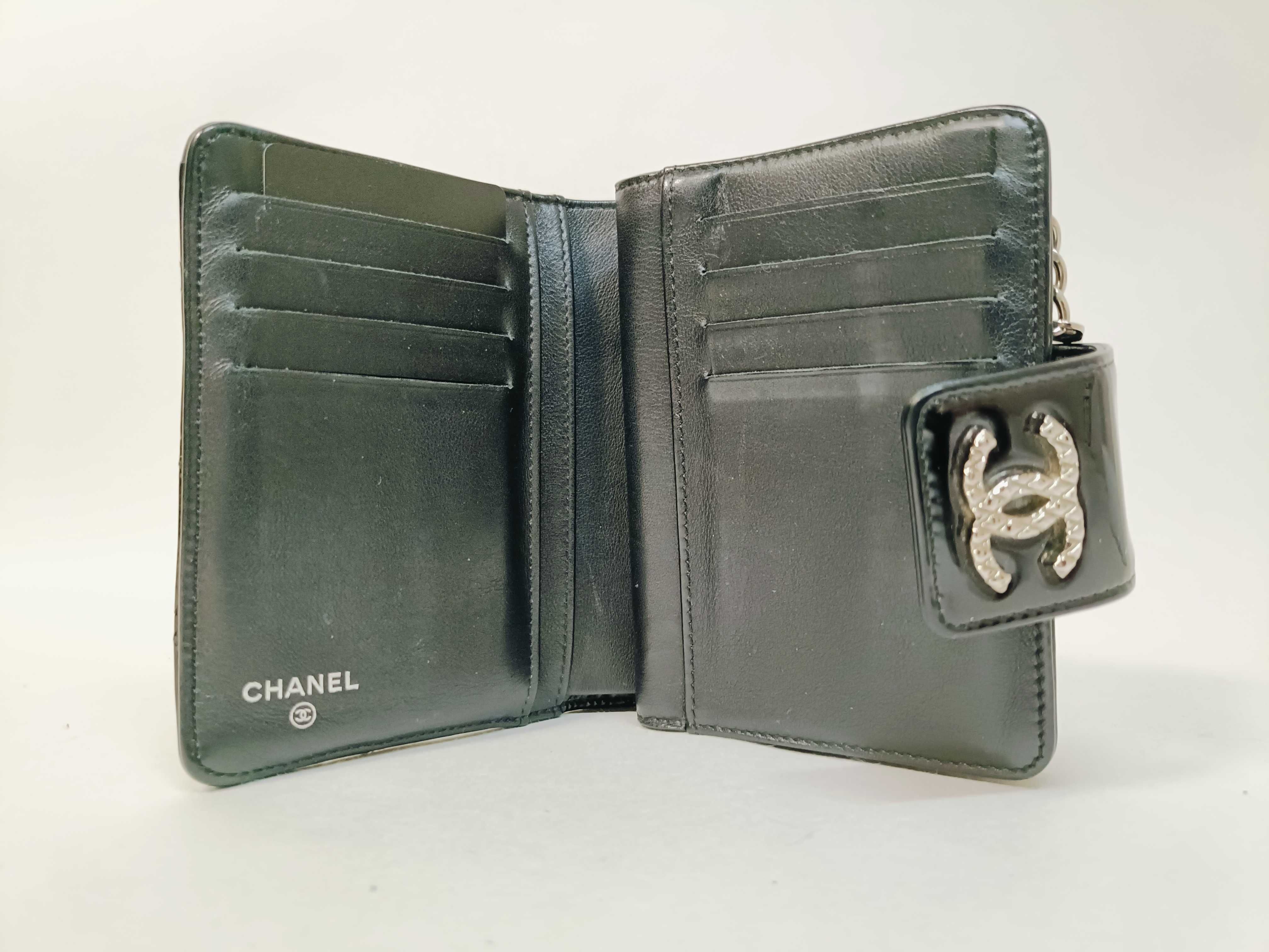 Matelassé Patent Leather Wallet — view 12