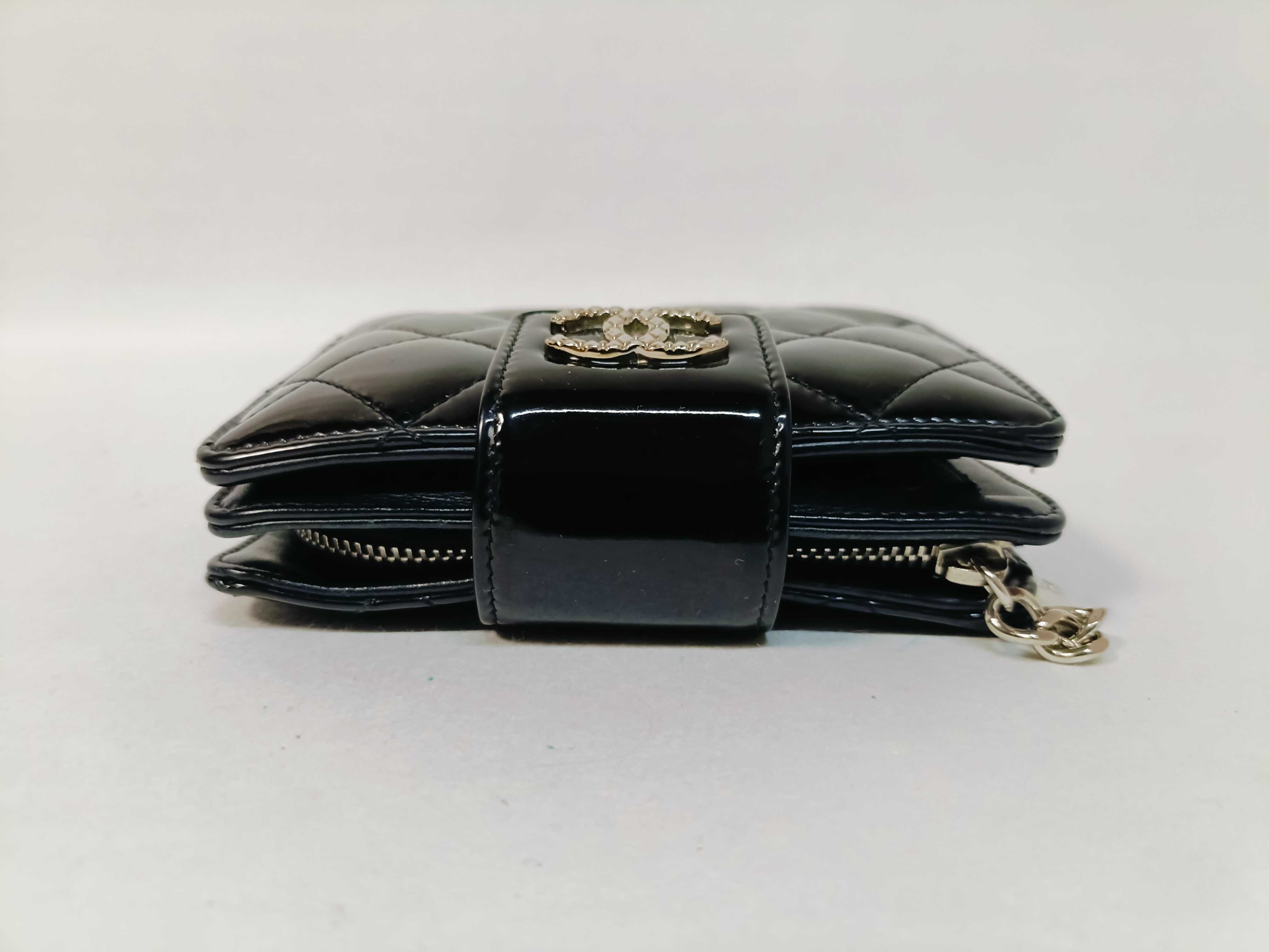 Matelassé Patent Leather Wallet — view 6