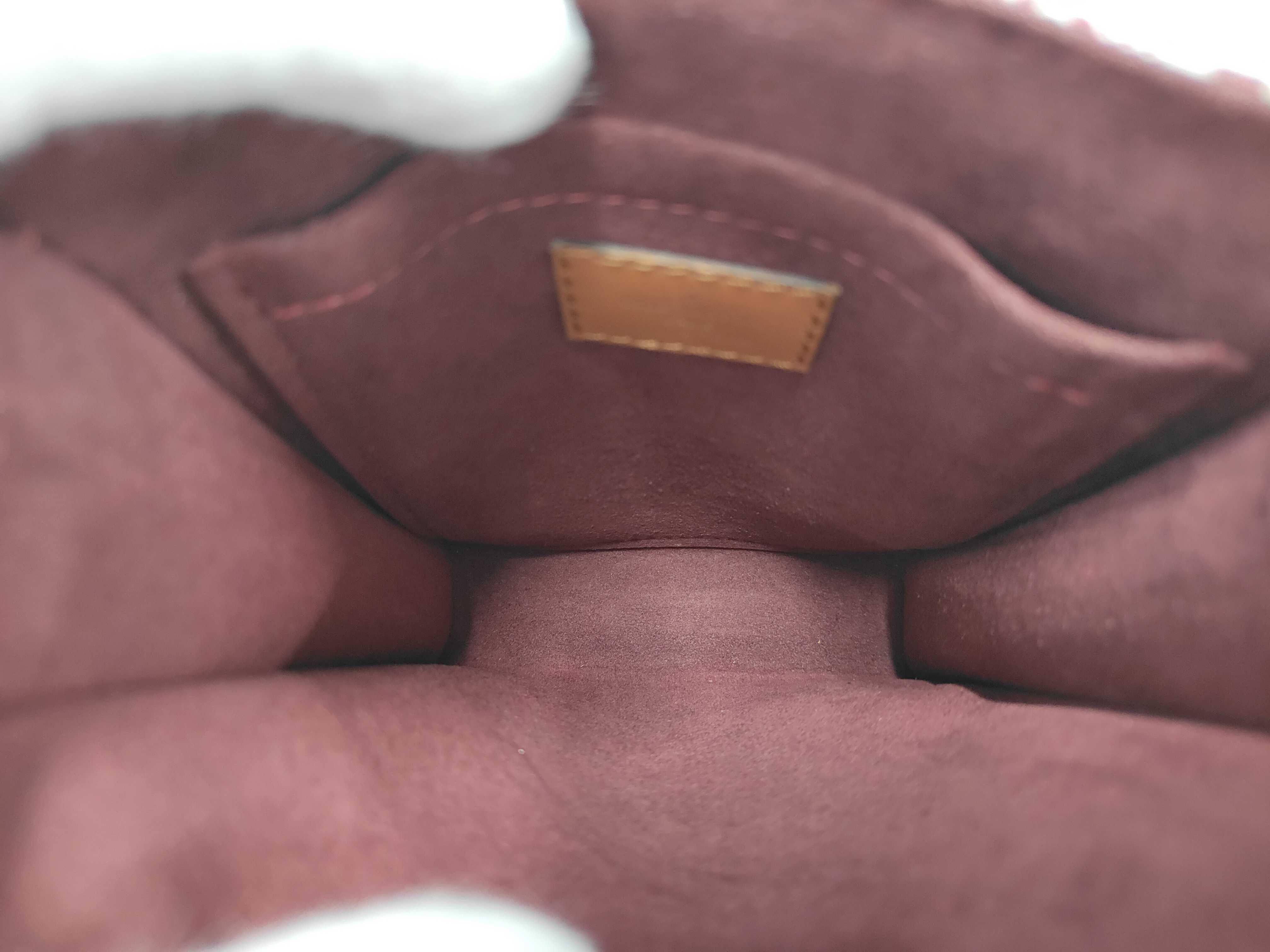 Petite Sac Plat Shoulder Bag — view 8