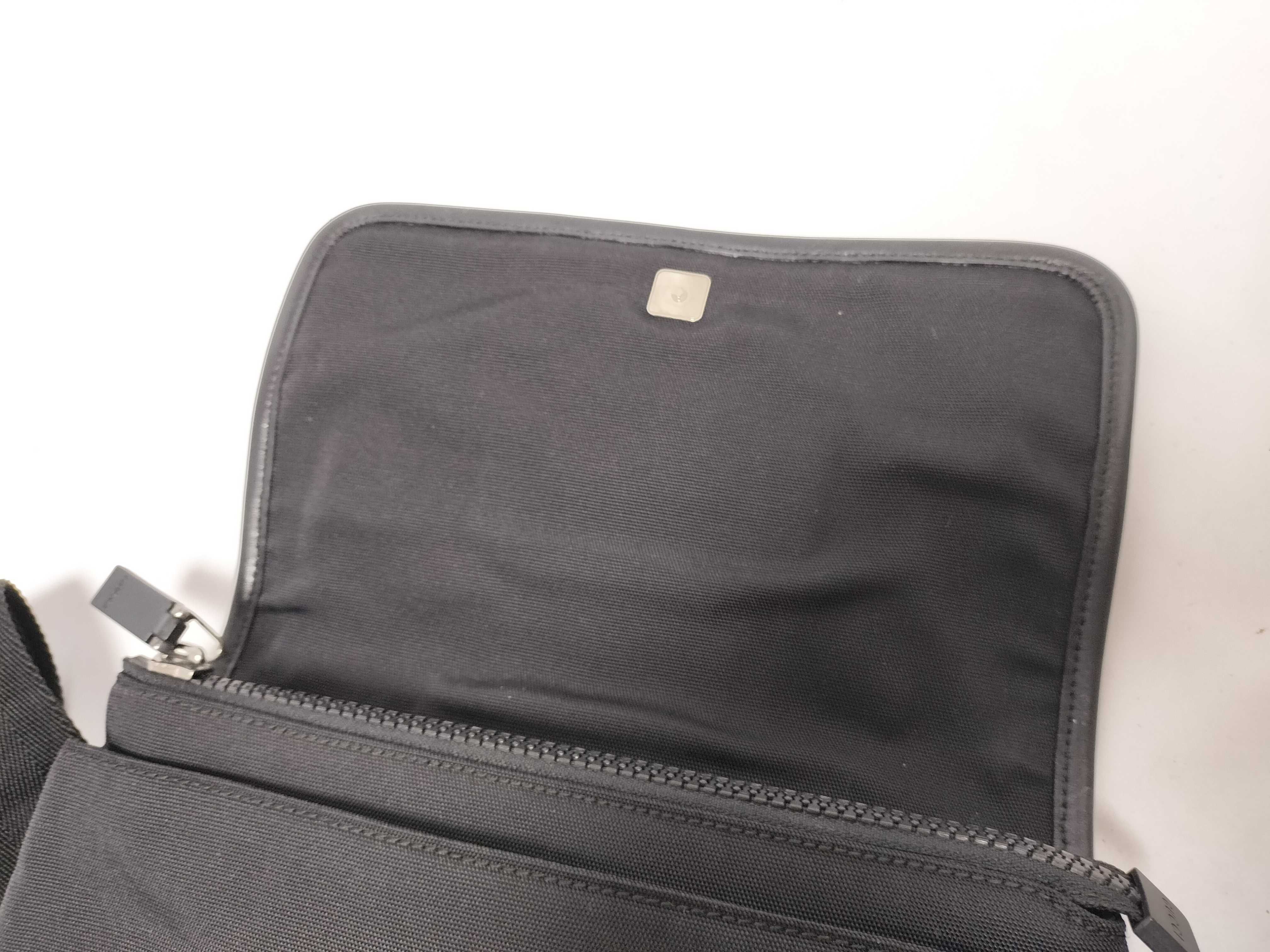 Interlocking Waist Bag Sherry Body Bag Waist Bag — view 8