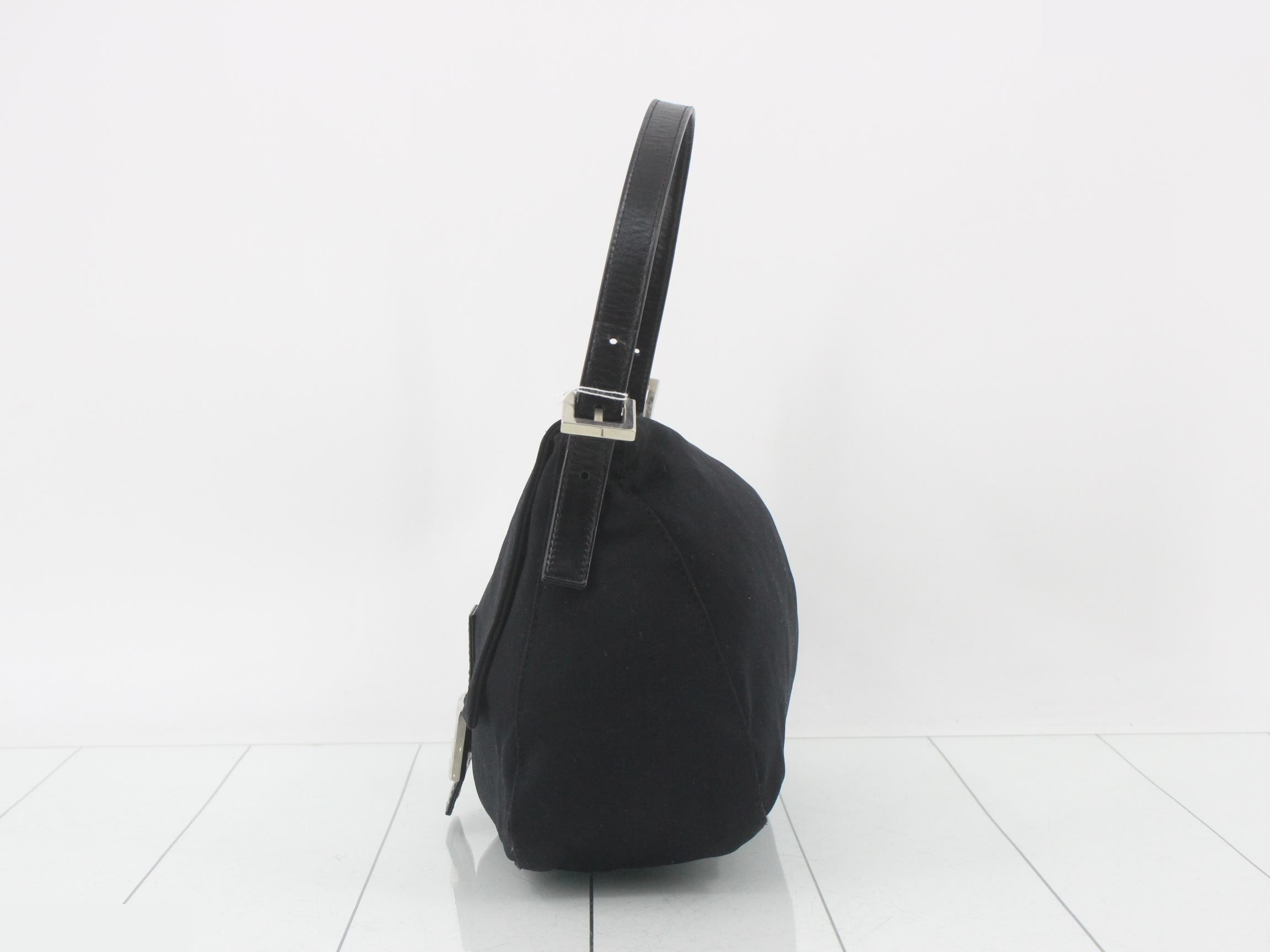 Mamma Baguette One-Shoulder Bag, Black — view 3