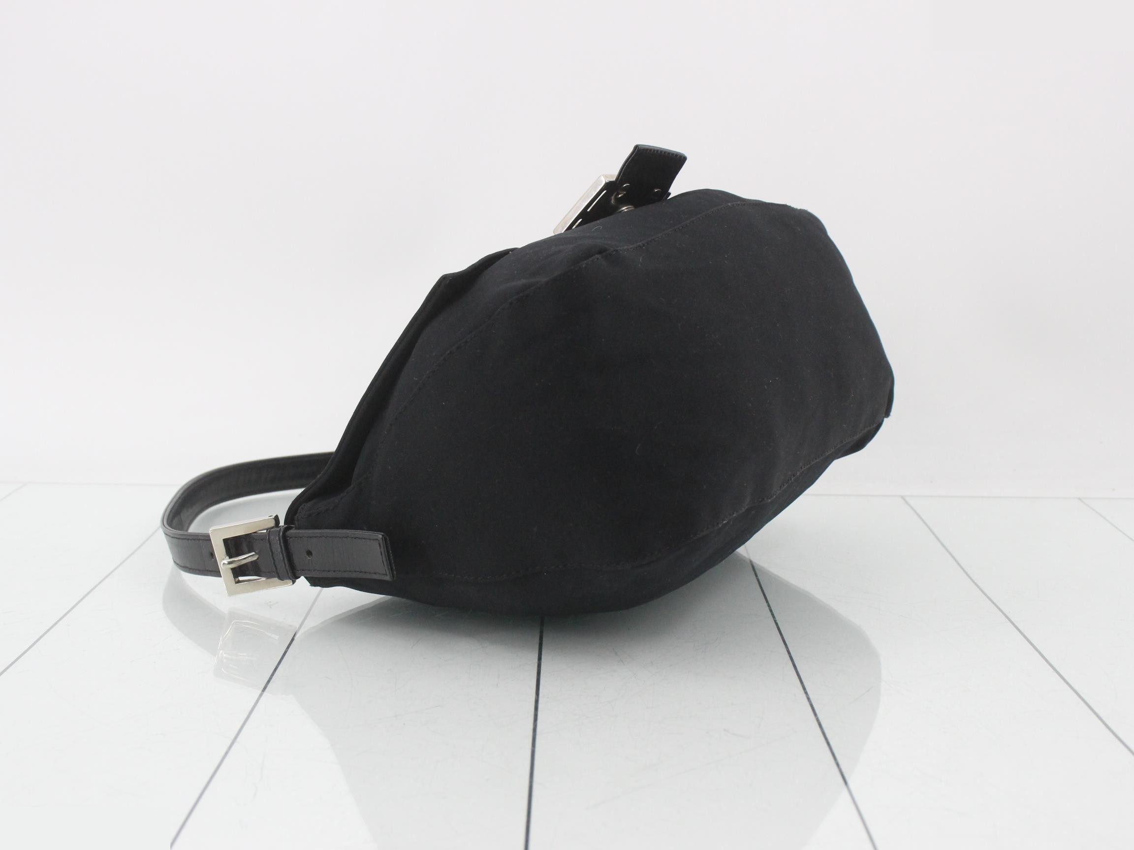 Mamma Baguette One-Shoulder Bag, Black — view 5