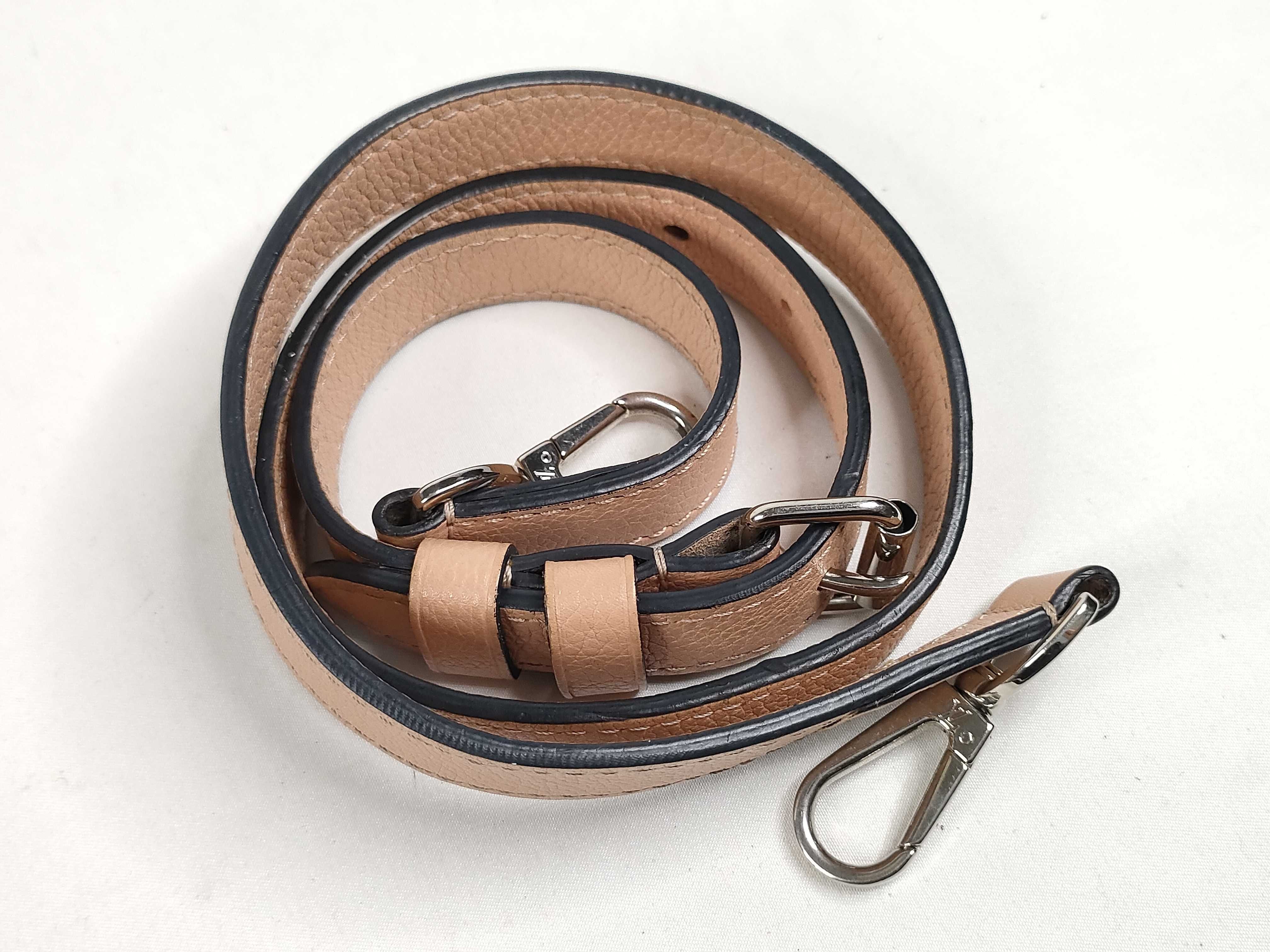 Lockme Shoulder Bag (2-way handbag) — view 6