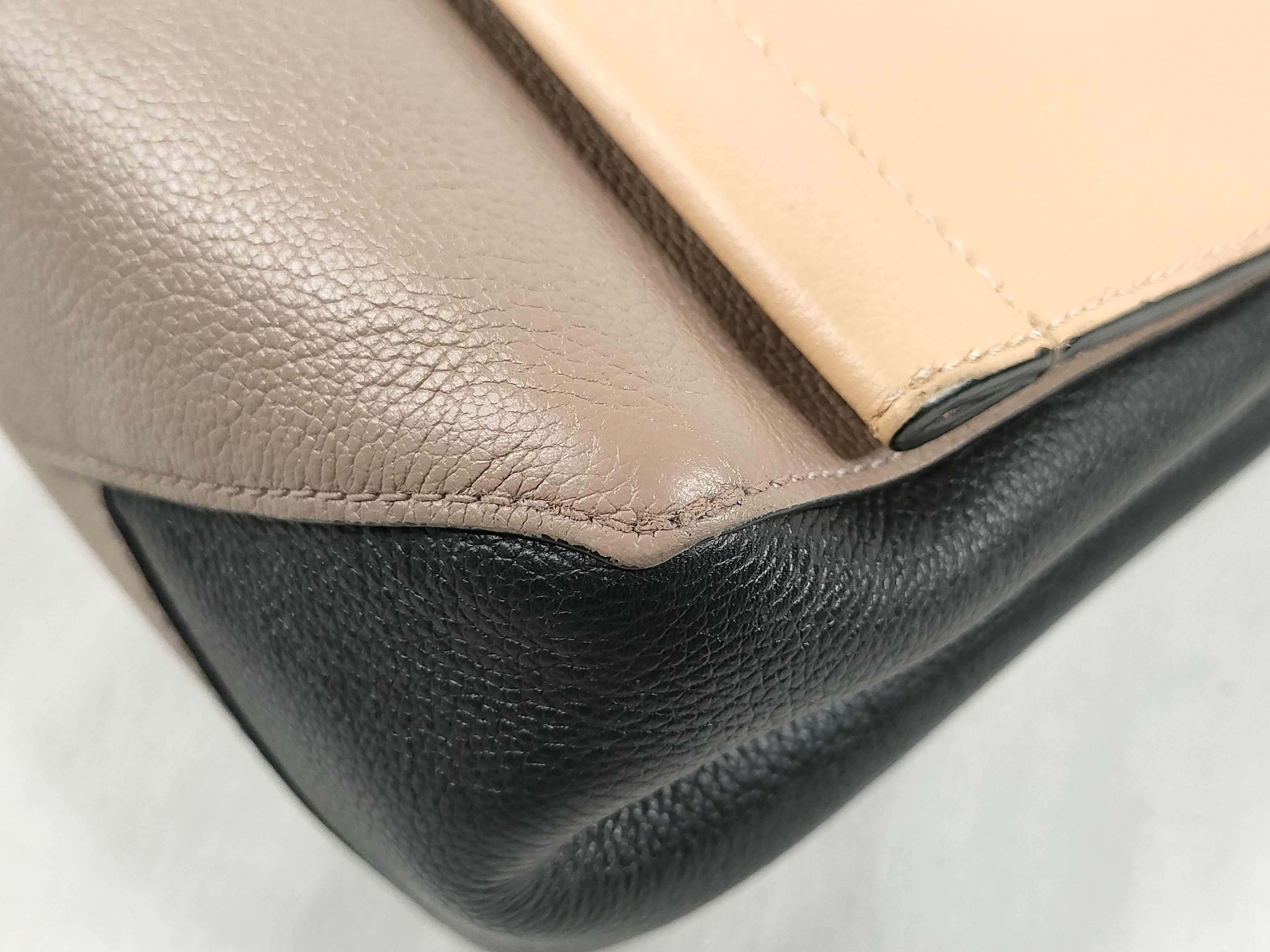 Lockme Shoulder Bag (2-way handbag) — view 7