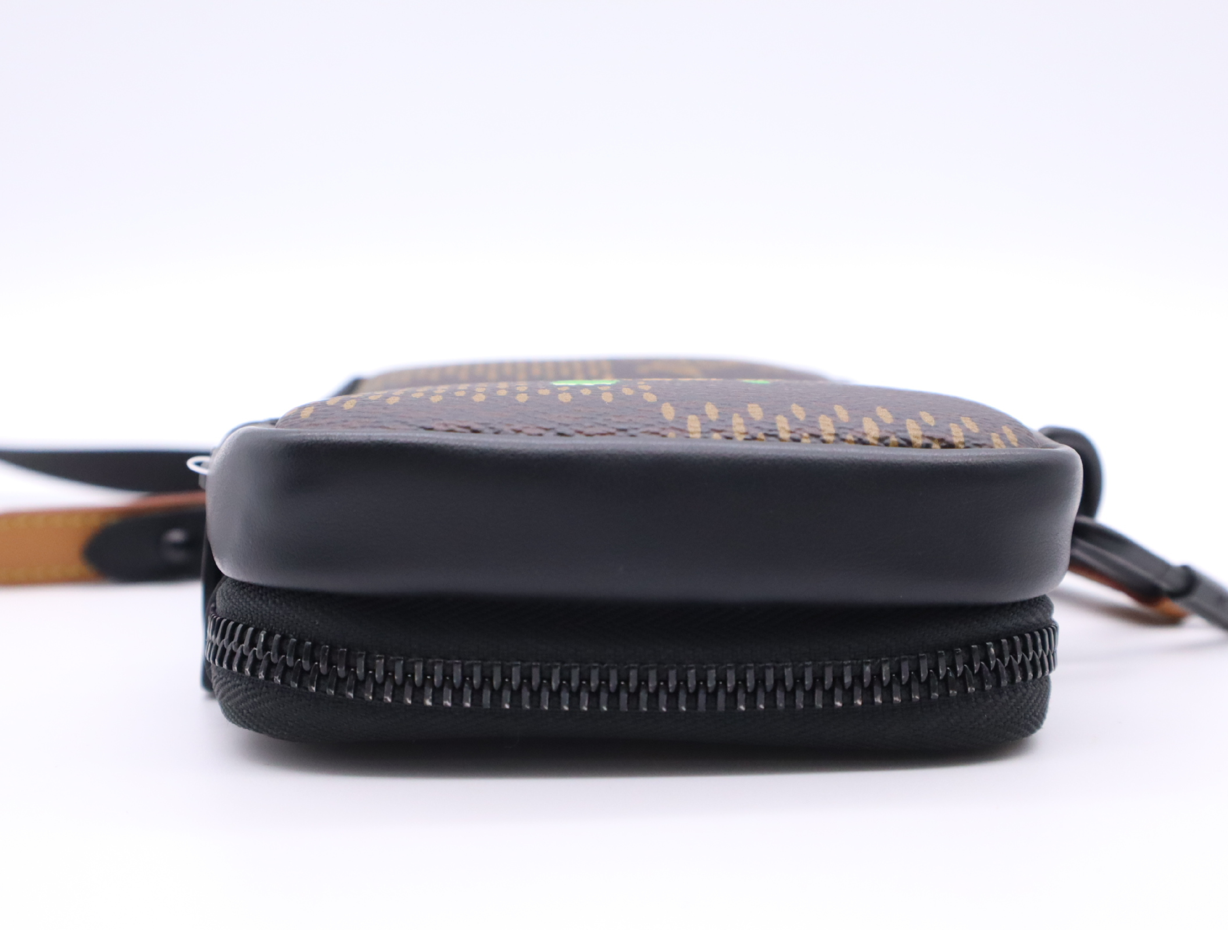 N40377 Damier Giant Ebene Double Phone Shoulder Pouch NIGO Collaboration Turtle Print Shoulder Bag — view 4