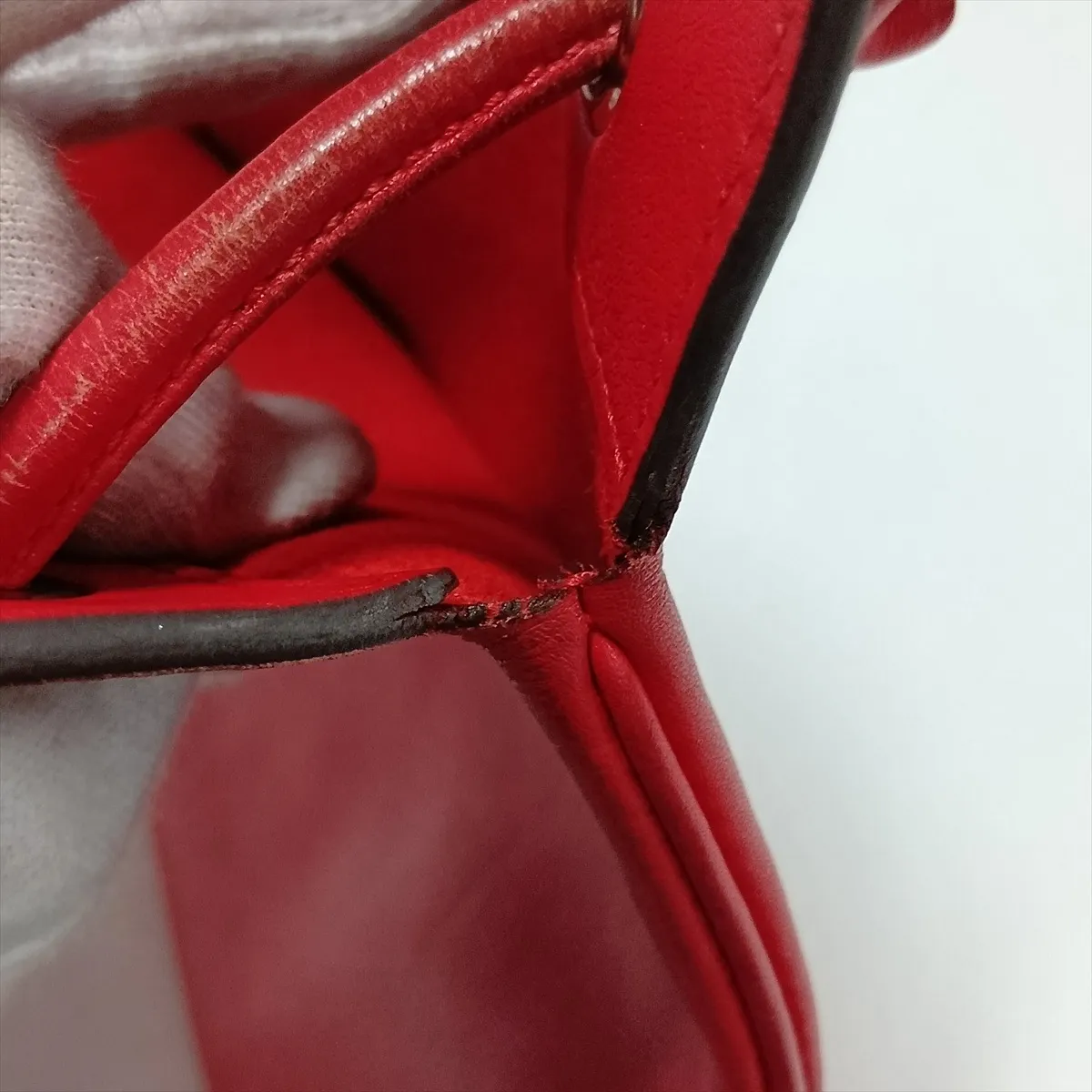 Aline Mini Veau Swift Rouge Coeur Silver Hardware Y:2020 — view 12
