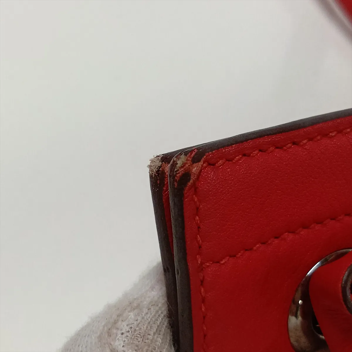Aline Mini Veau Swift Rouge Coeur Silver Hardware Y:2020 — view 14