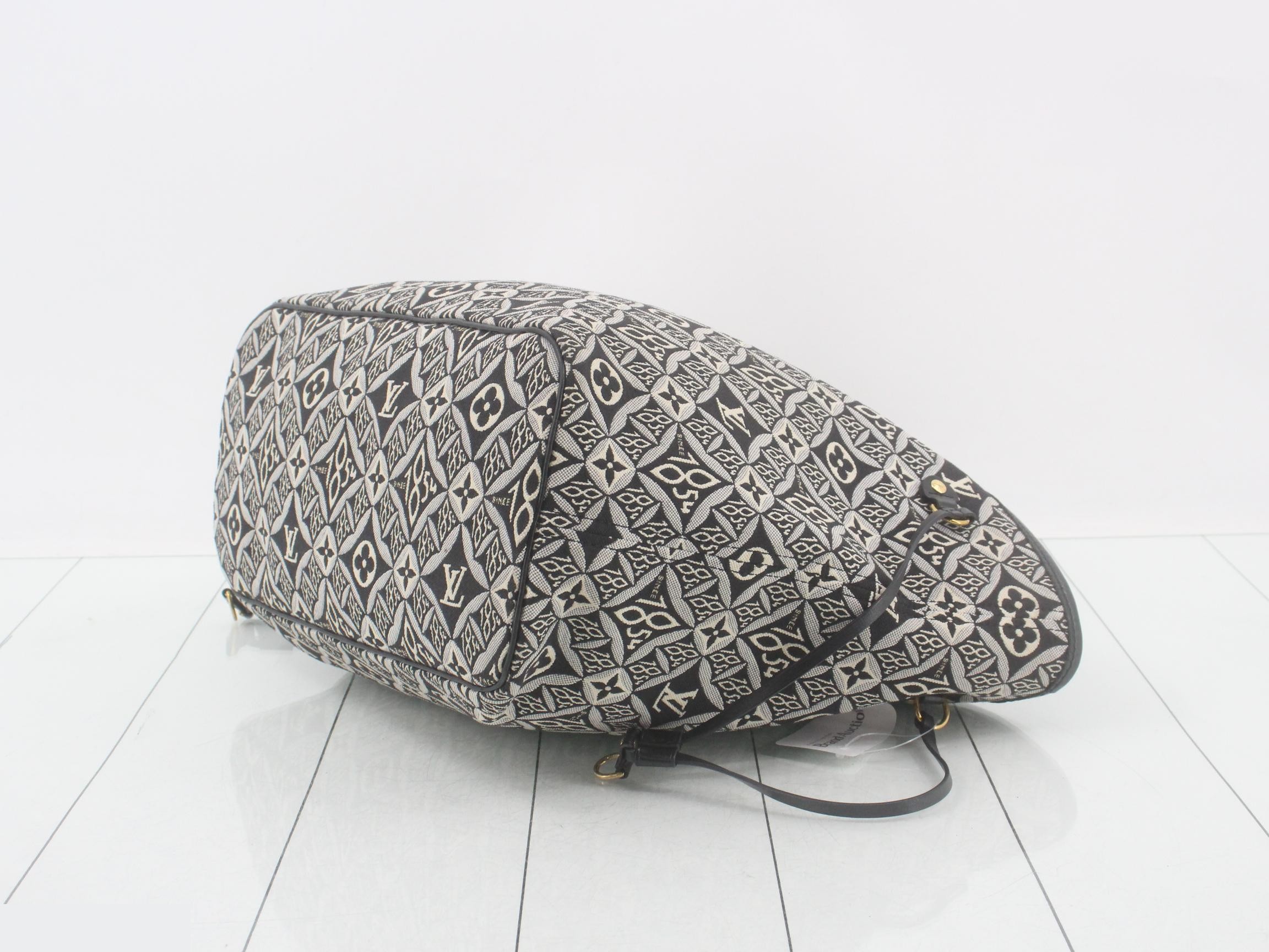 Monogram Jacquard Neverfull MM M57230 — view 6