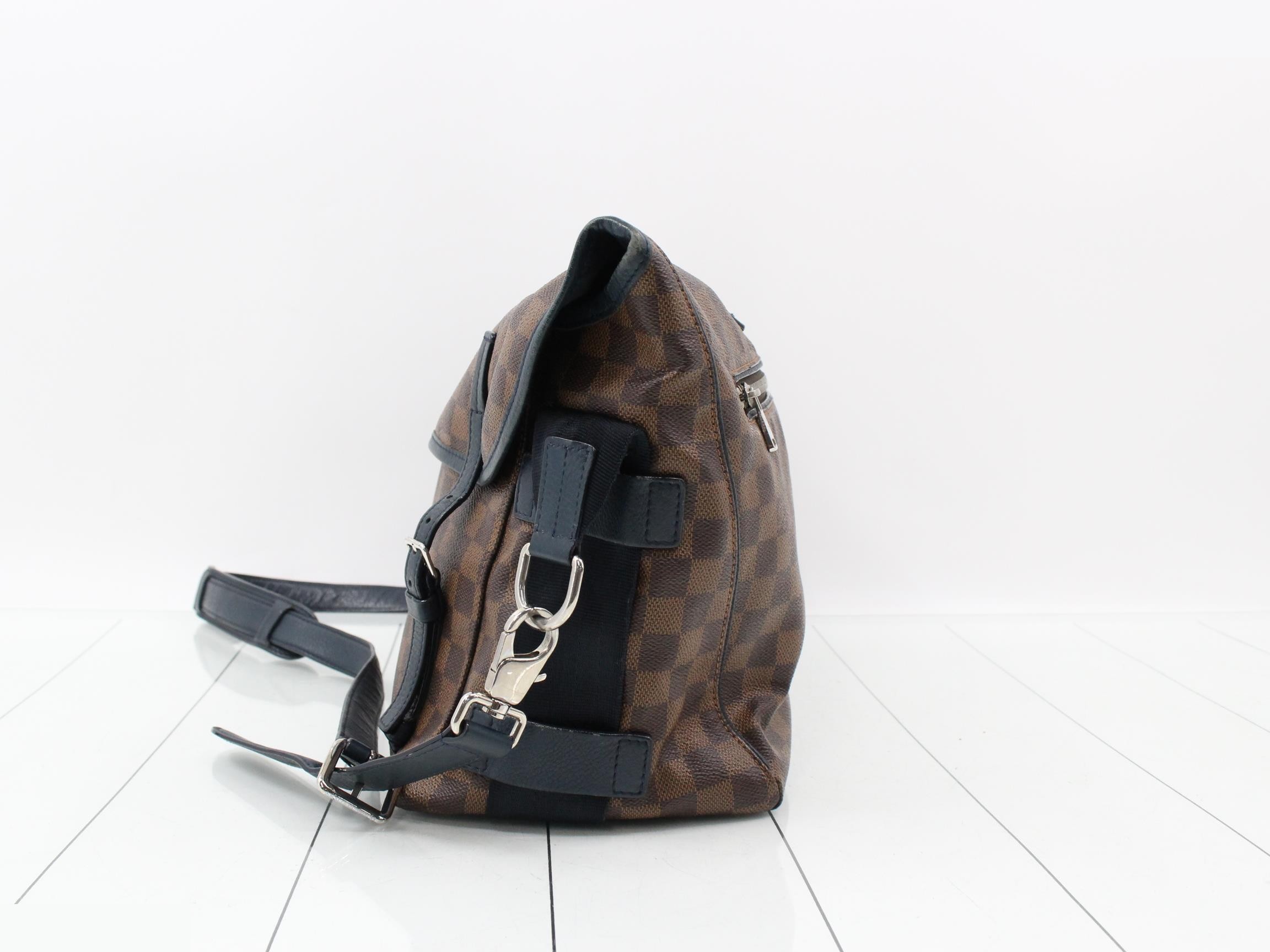 Damier Besace — view 3