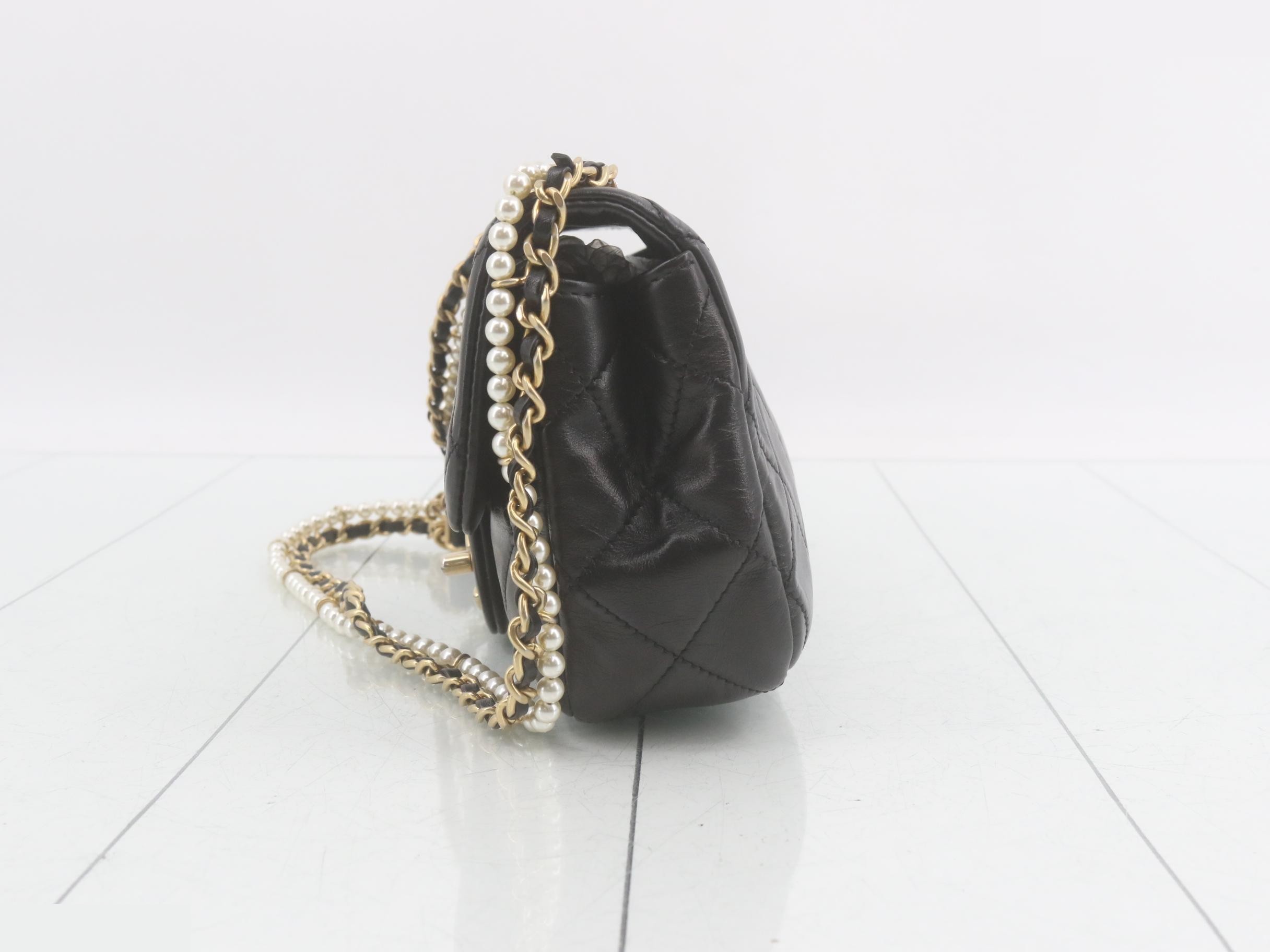 Matelassé Lambskin Pearl Shoulder Bag — view 3