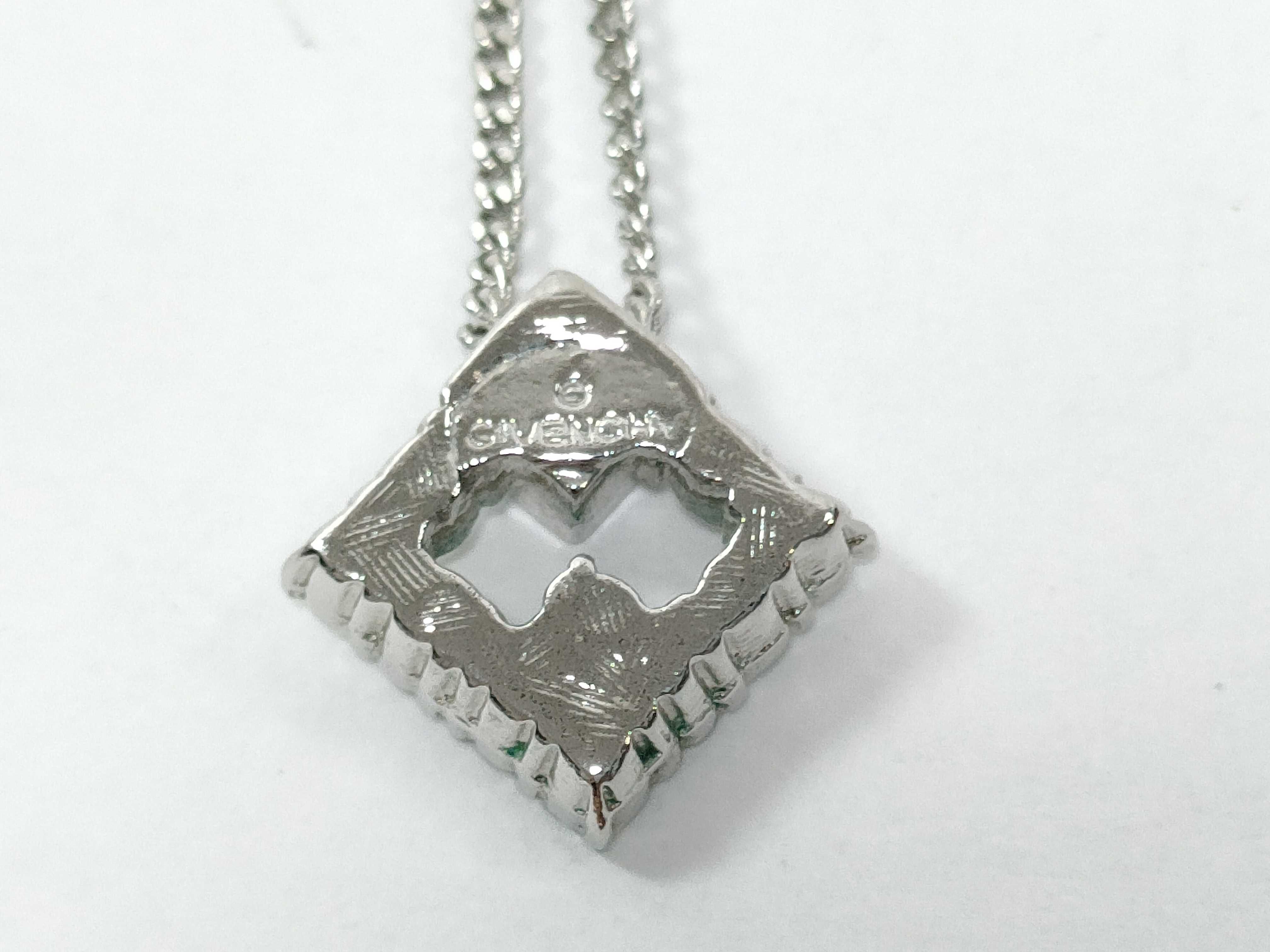 Necklace — view 4