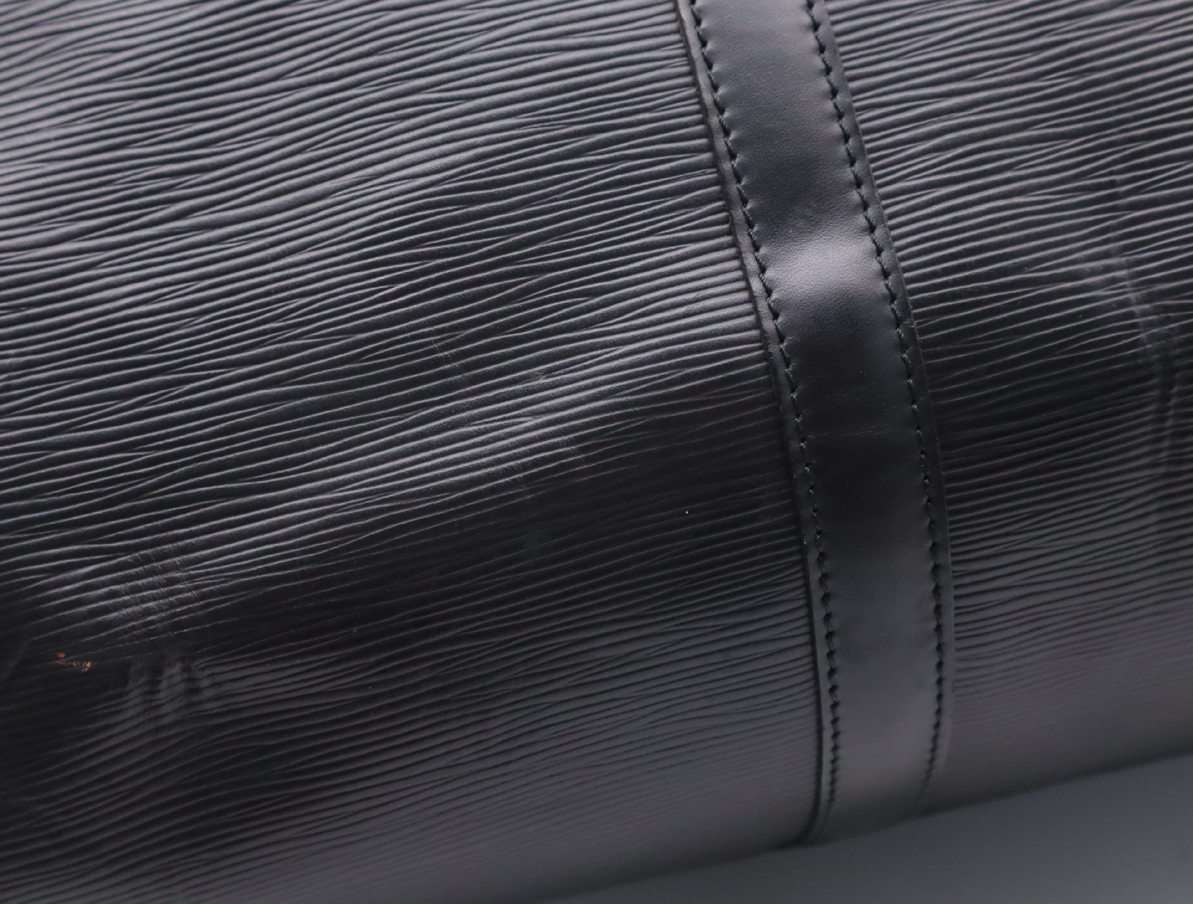 M59062 Epi Keepall 45 Noir Boston Bag — view 15