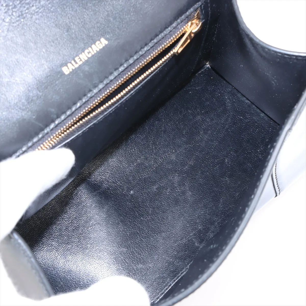 Hourglass Leather 2-Way Handbag, Black 593546 — view 8