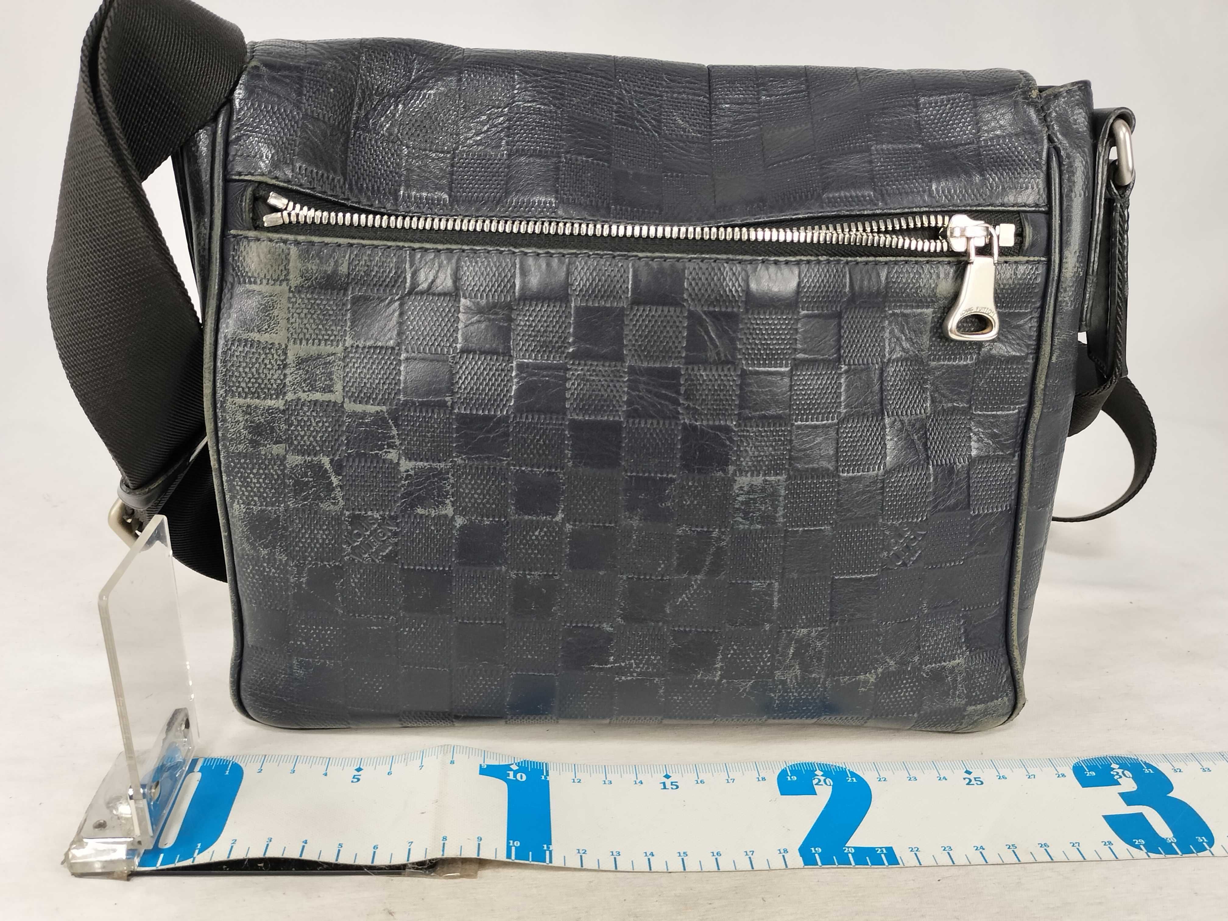 Damier Infini District PM Shoulder Bag, Black Damier Infini Leather, N41033 — view 2