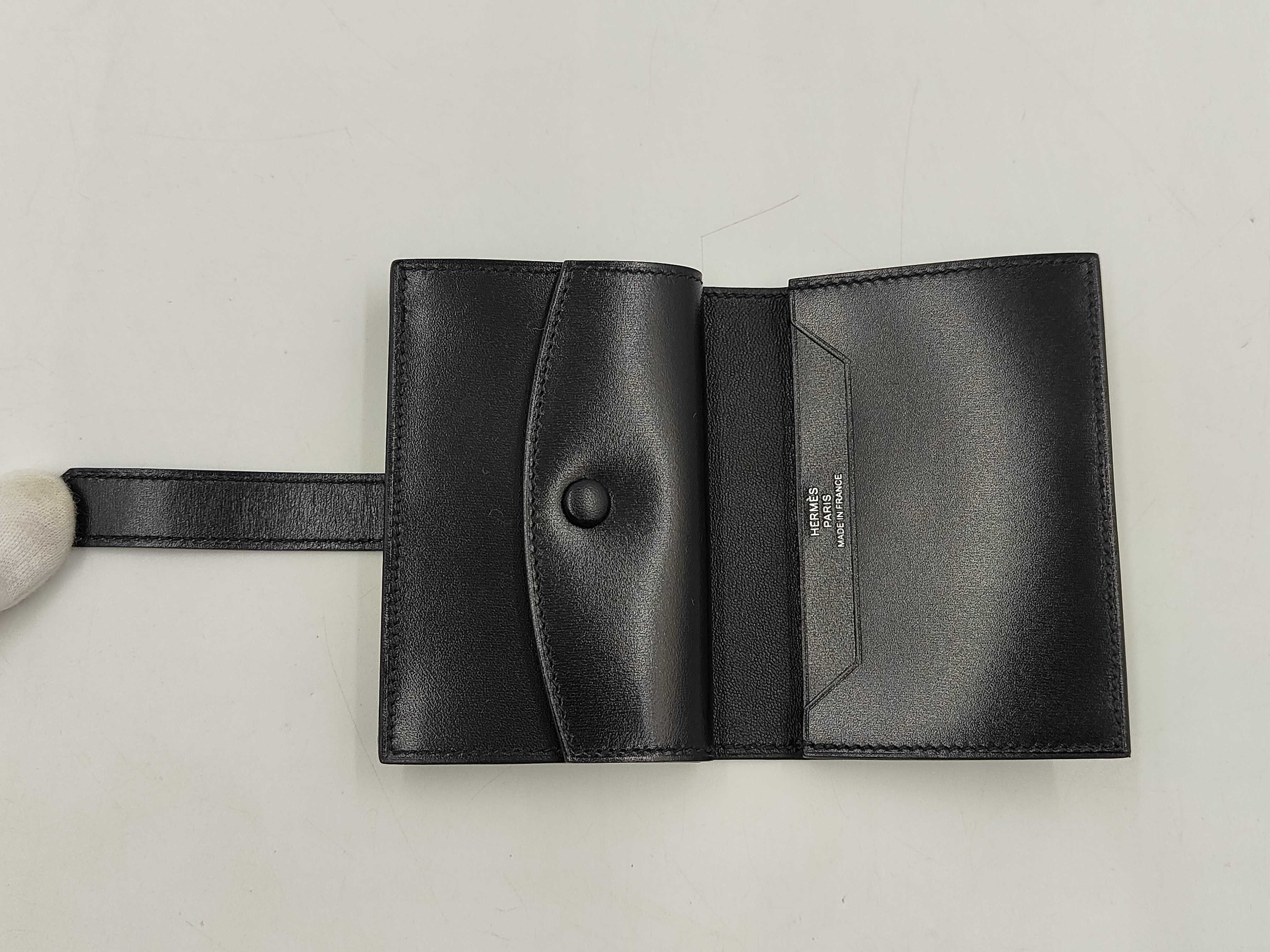 wallet — view 5