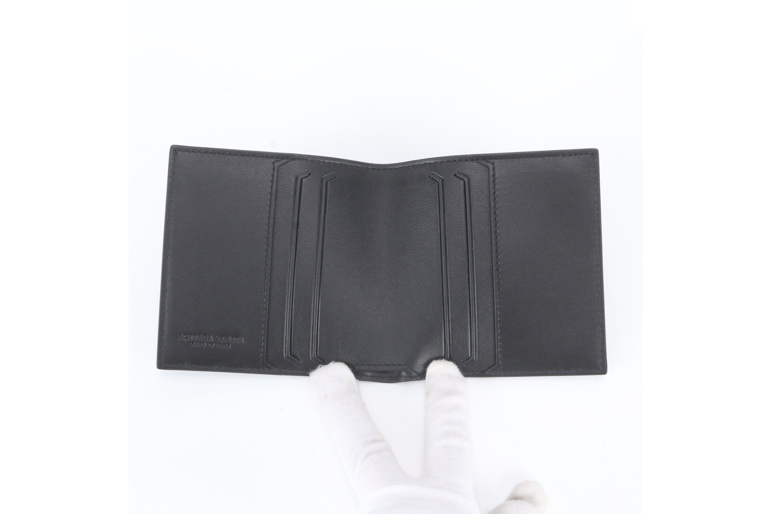 Crocodile leather bi-fold wallet — view 7