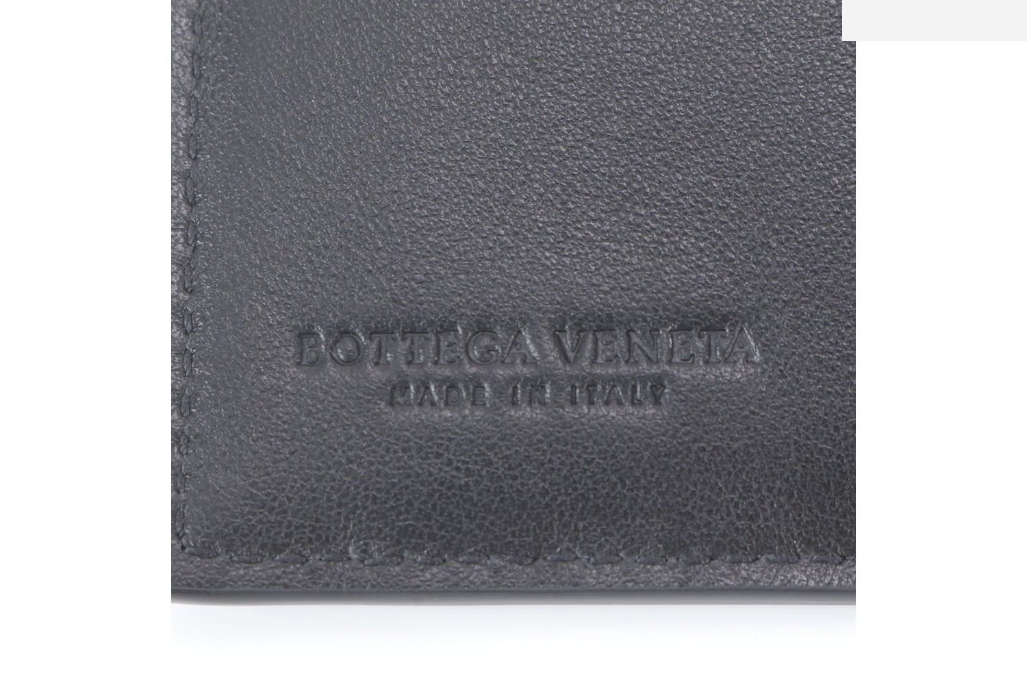 Crocodile leather bi-fold wallet — view 9