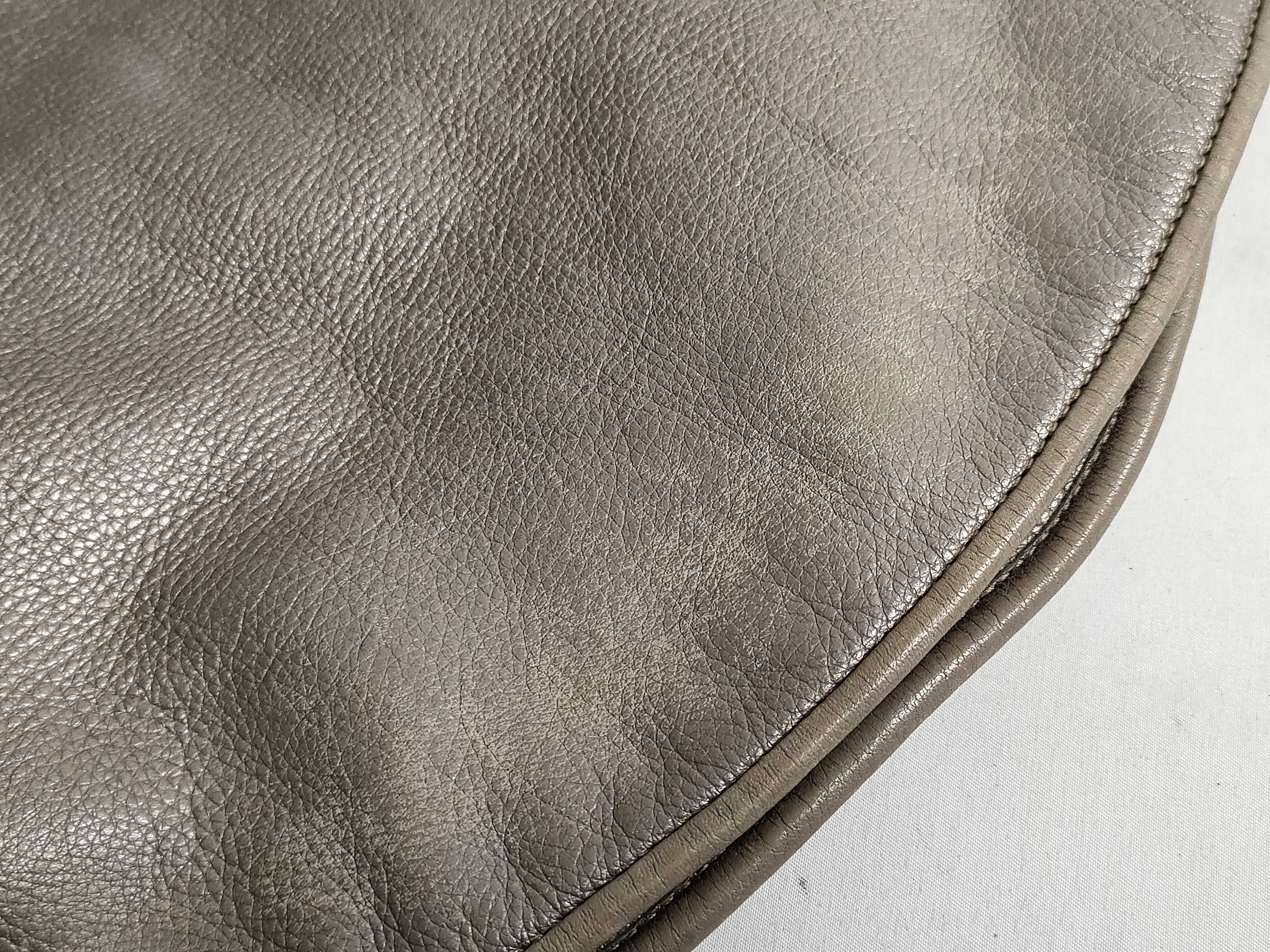 Heritage Shoulder Bag, Leather, Metallic Silver — view 13