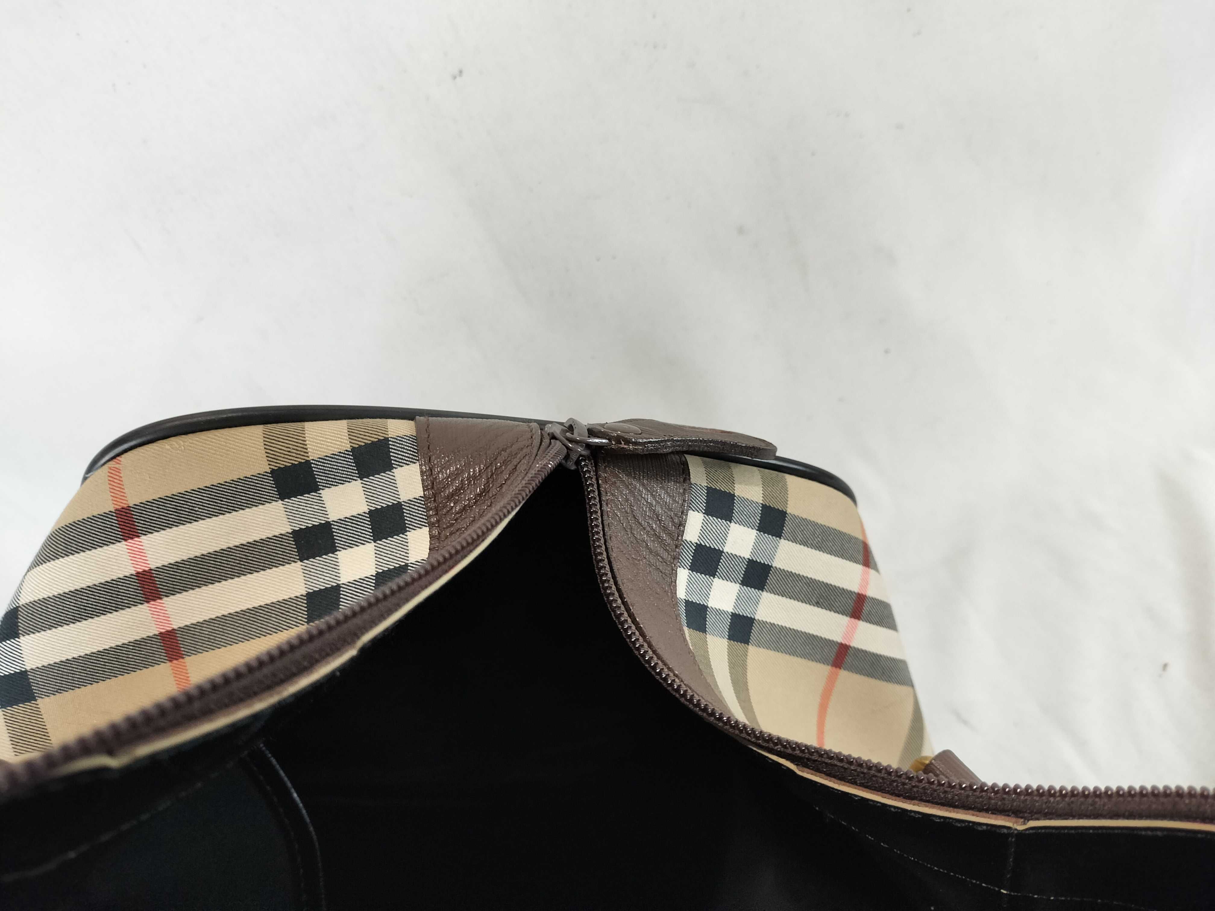 Nova Check Pattern Boston Bag — view 11