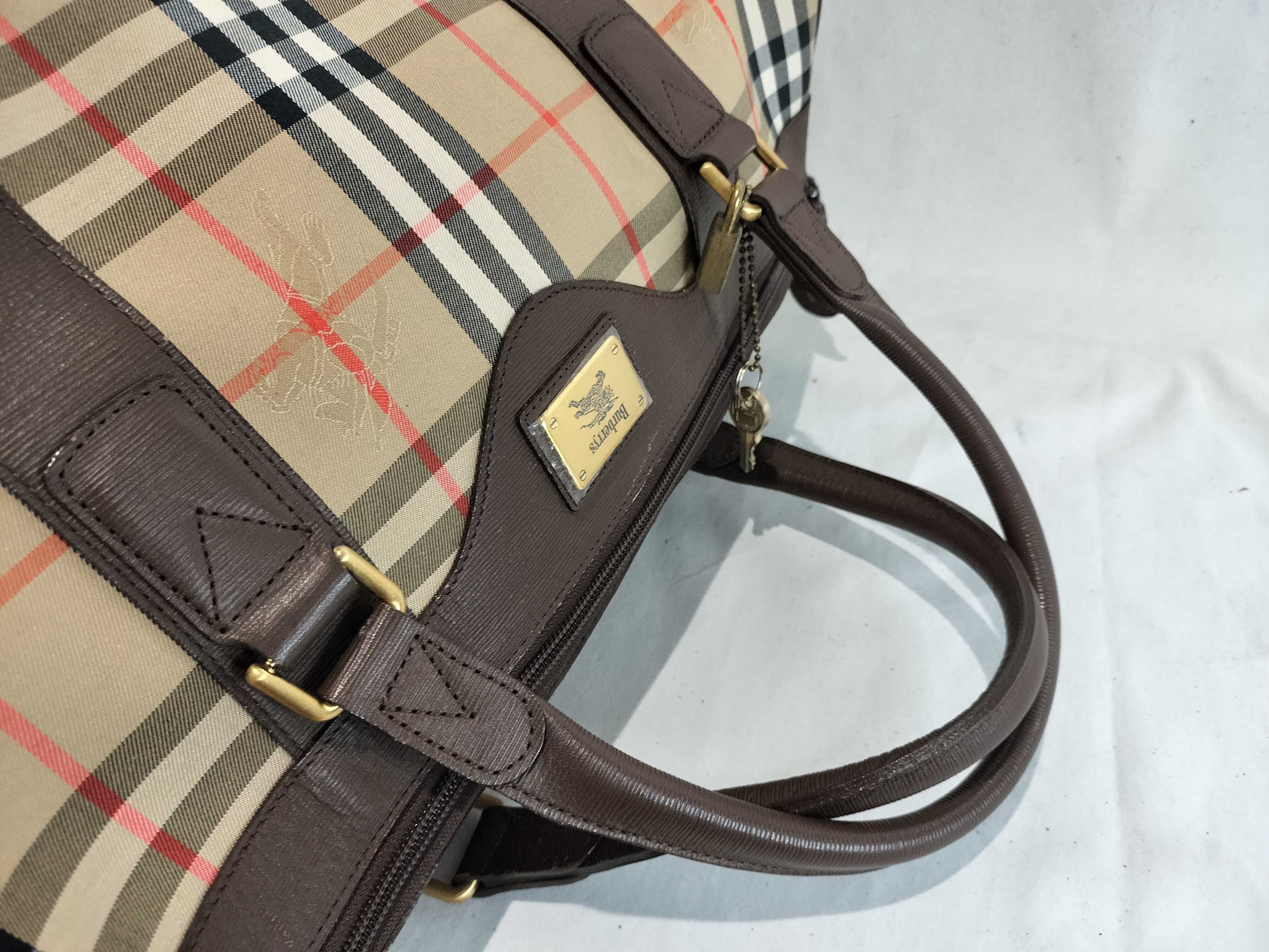 Nova Check Pattern Boston Bag — view 4
