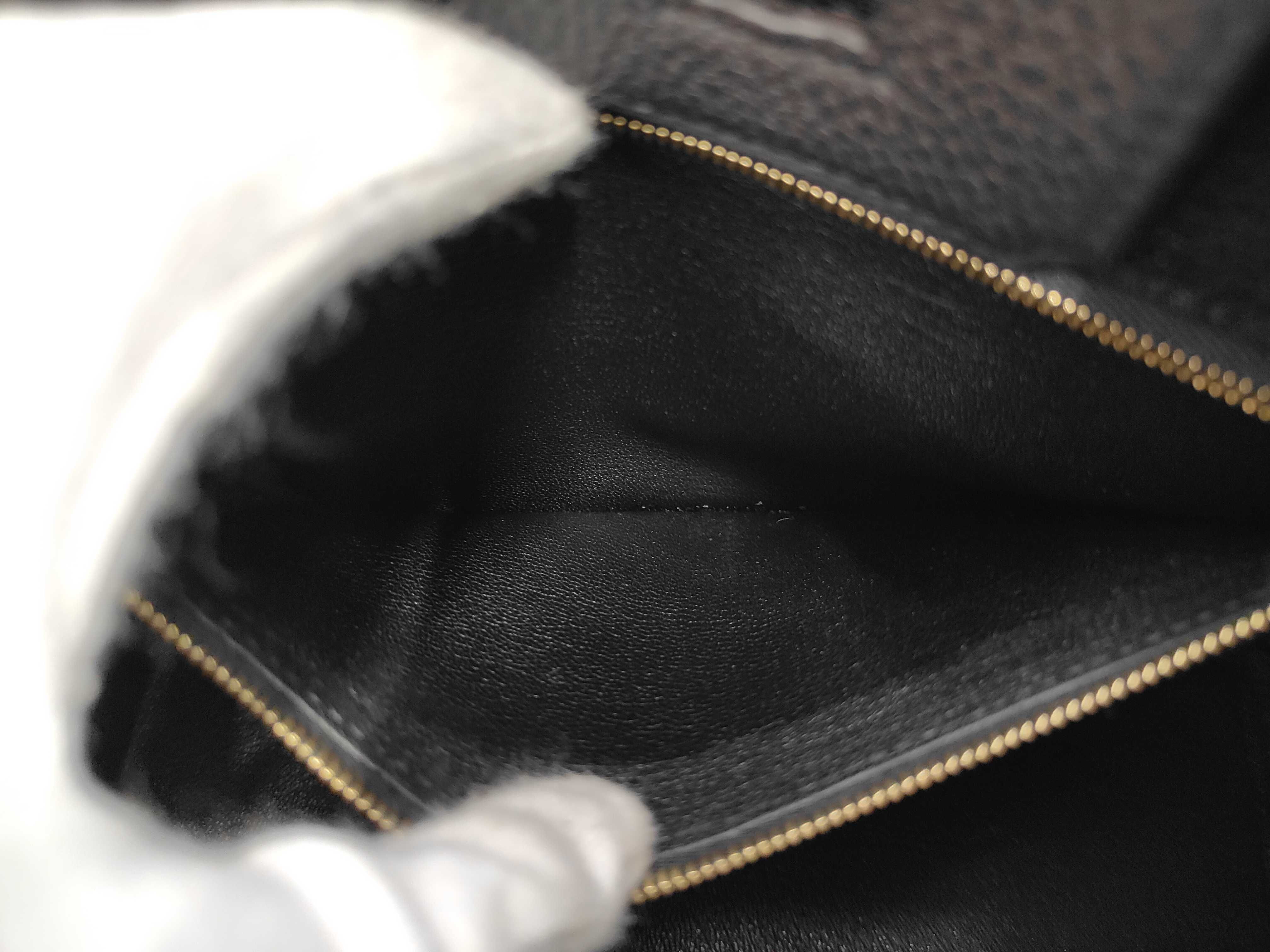 Birkin 25 Black Togo Leather Handbag with Gold Hardware and G Stamp — view 10