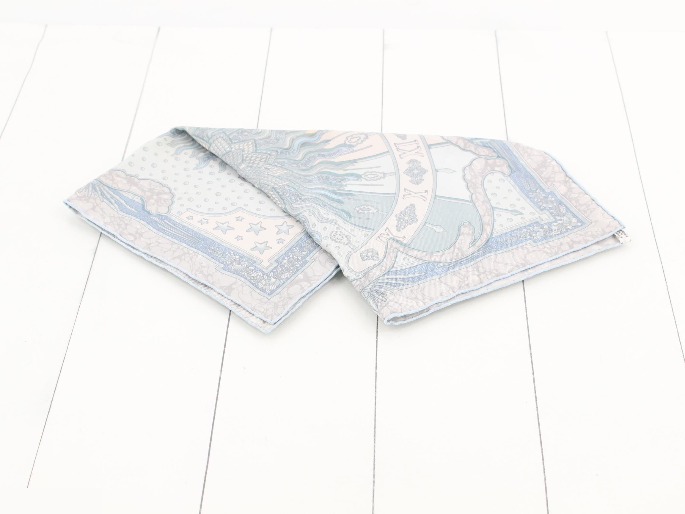 scarf — view 3