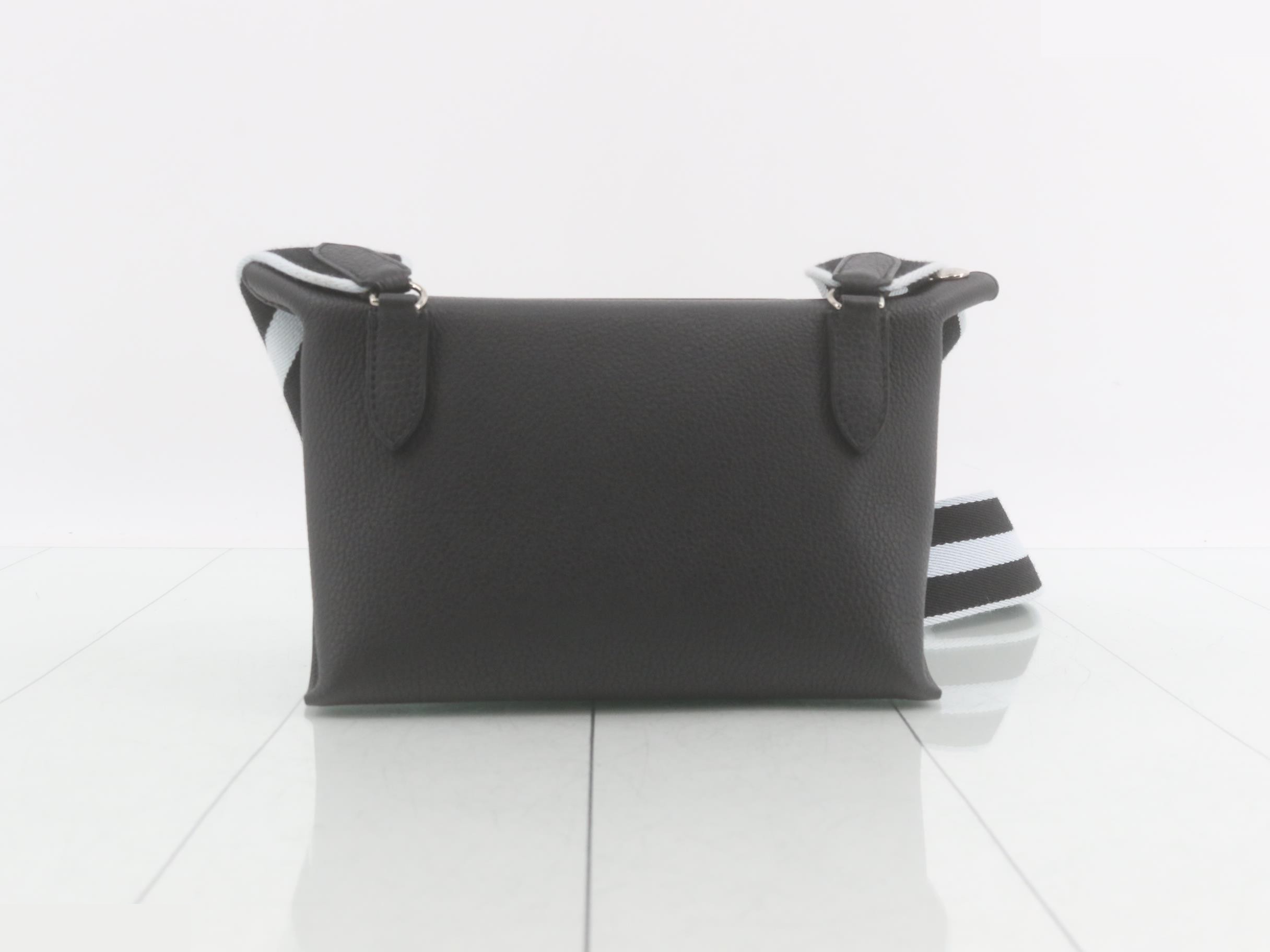 Videpoche 21 Togo Black Shoulder Bag (Stamped B) — view 2